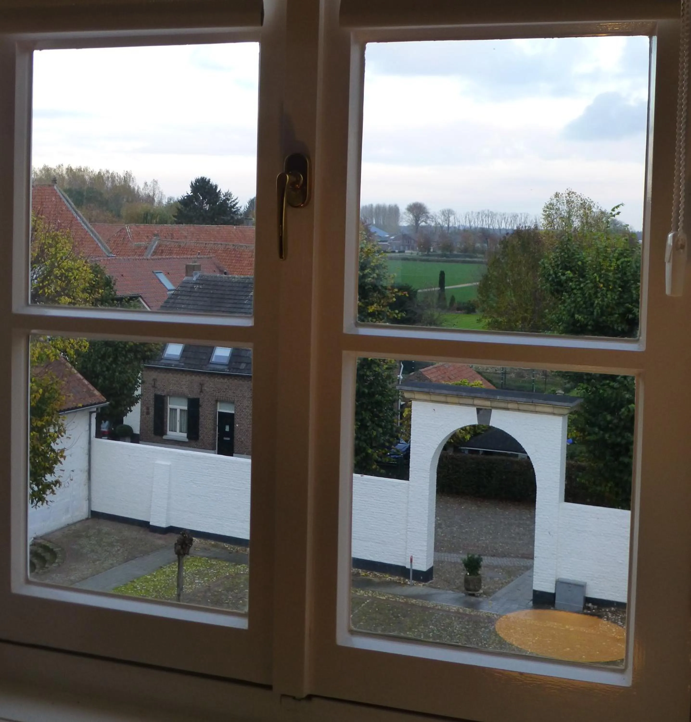 Garden view in Hotel Abdijhof Thorn