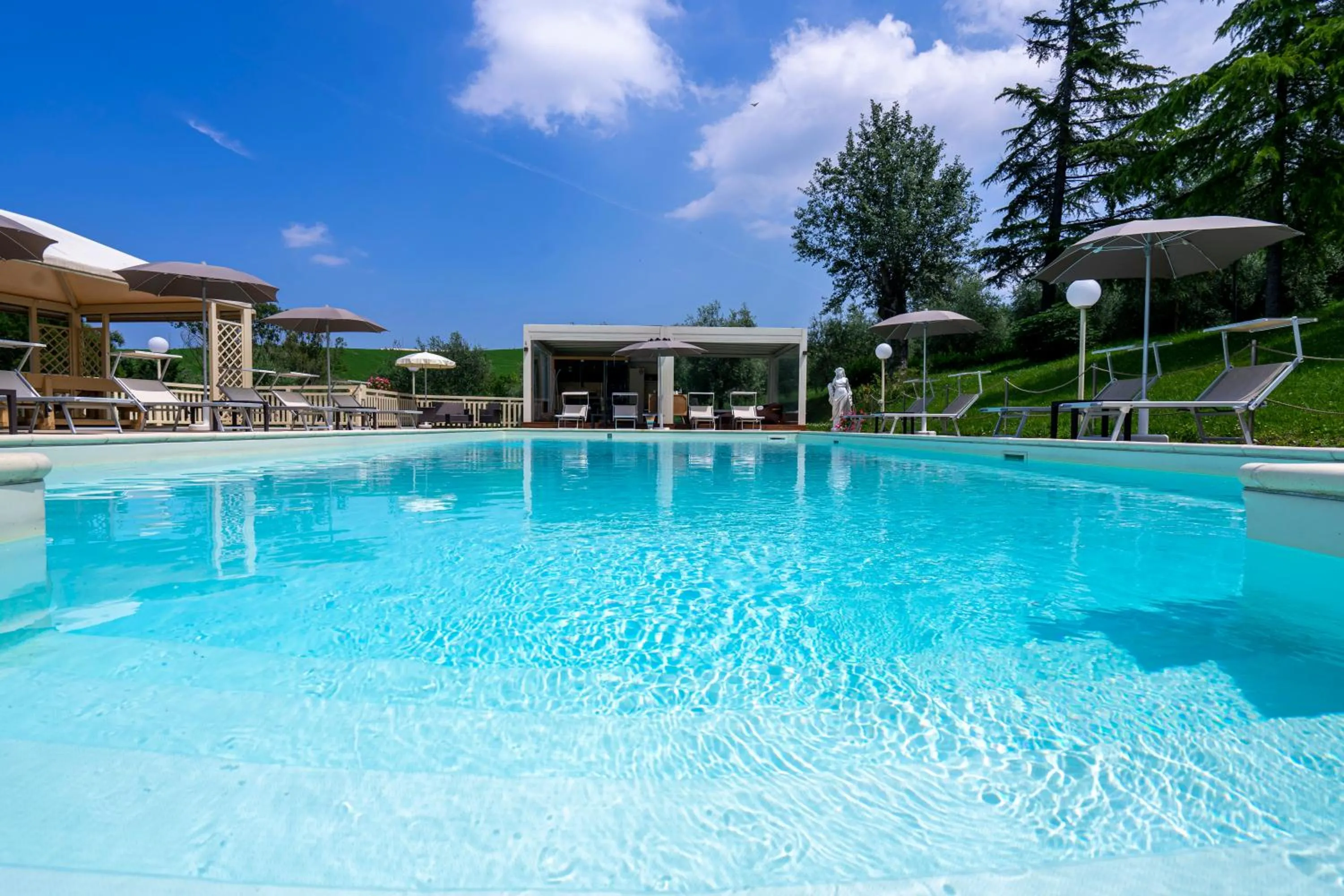Swimming pool in Villa Ca' Viola Rimini