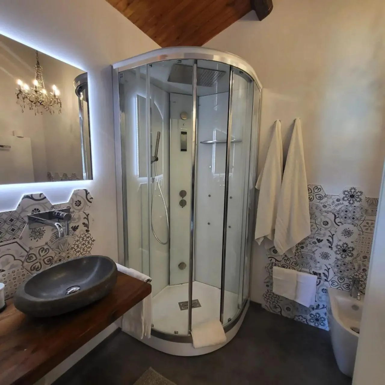 Shower in Villa Ca' Viola Rimini