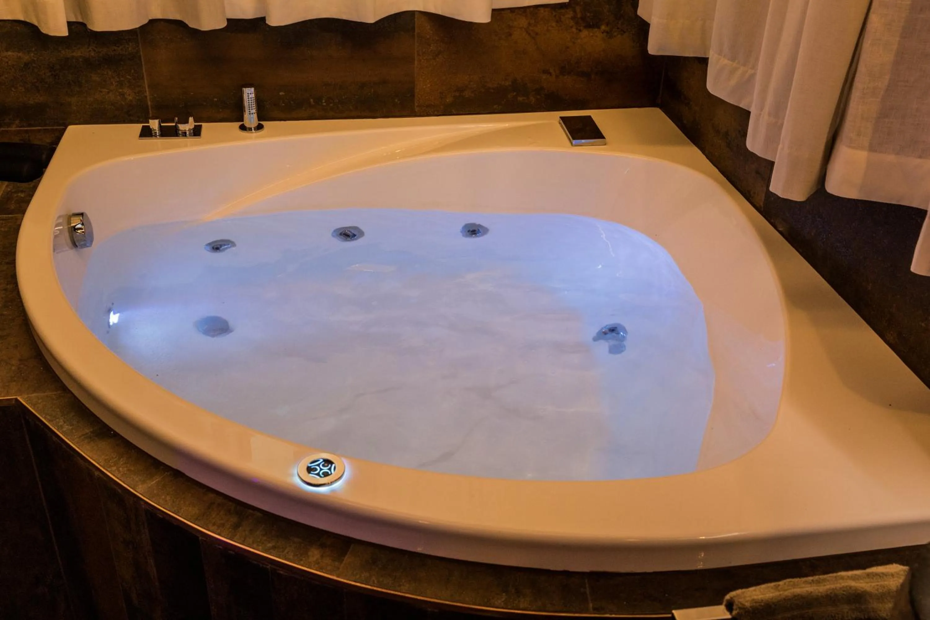 Hot Tub in Villa Ca' Viola Rimini