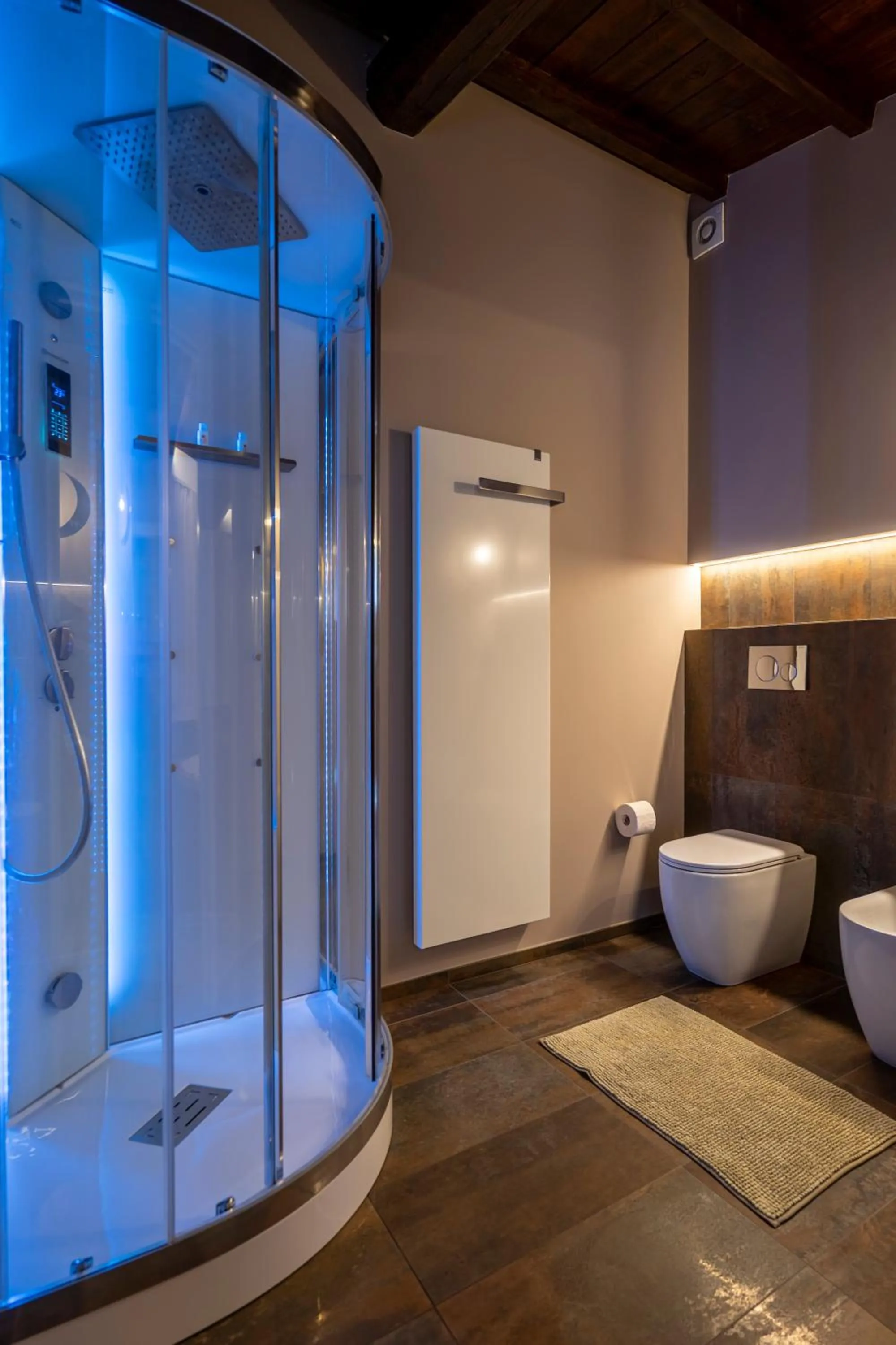 Shower in Villa Ca' Viola Rimini