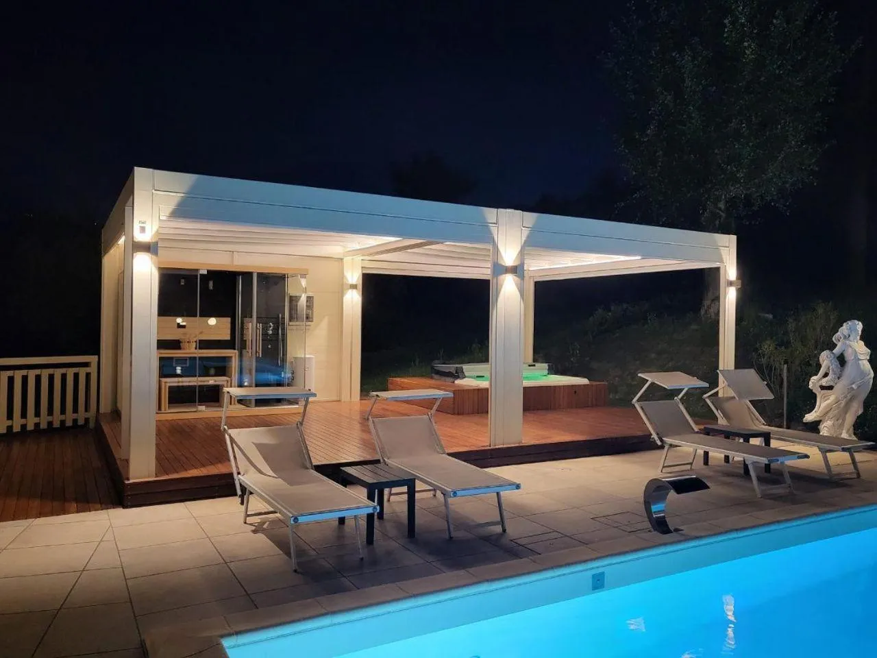 Hot Tub in Villa Ca' Viola Rimini