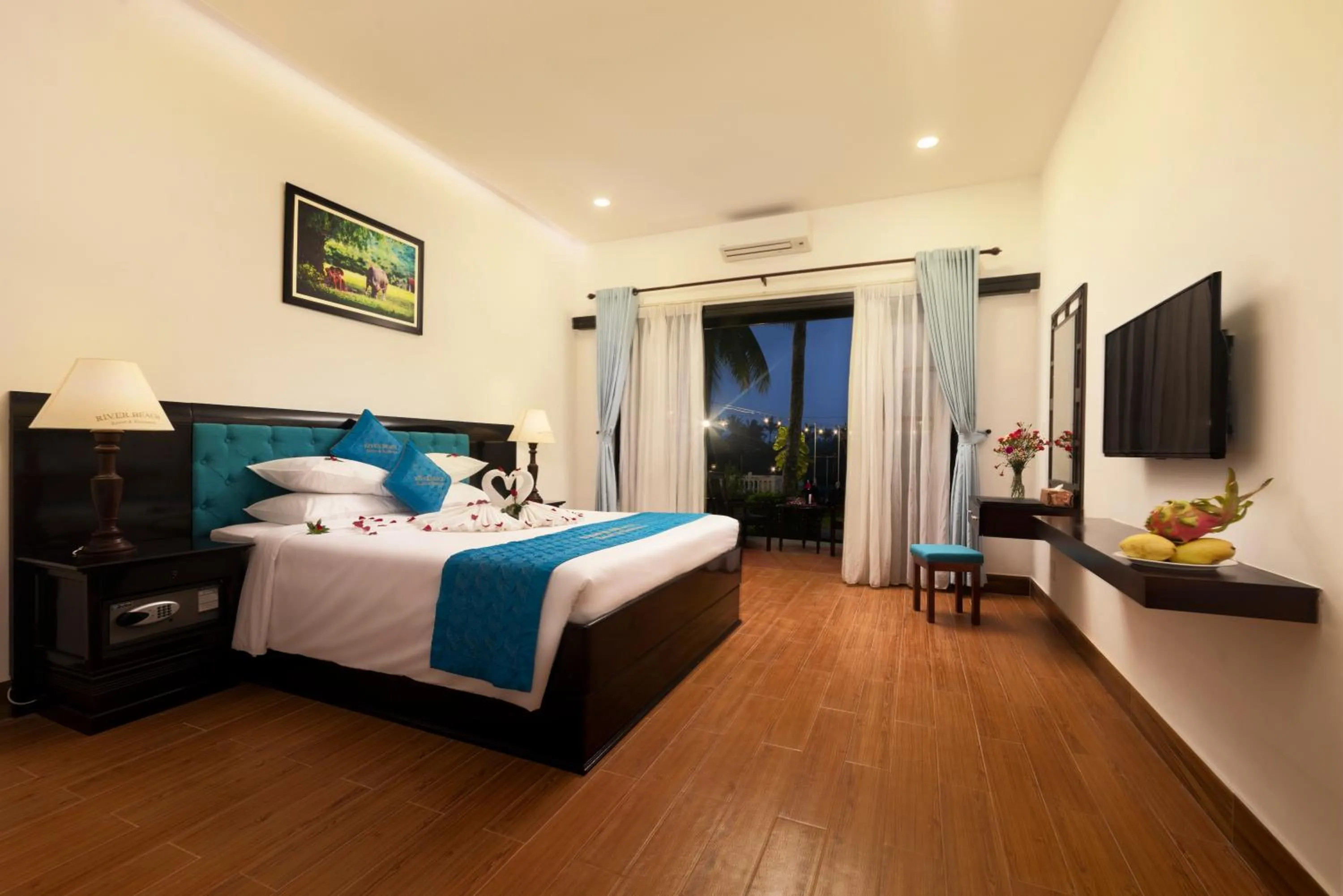 Bed in River Beach Resort & Residences
