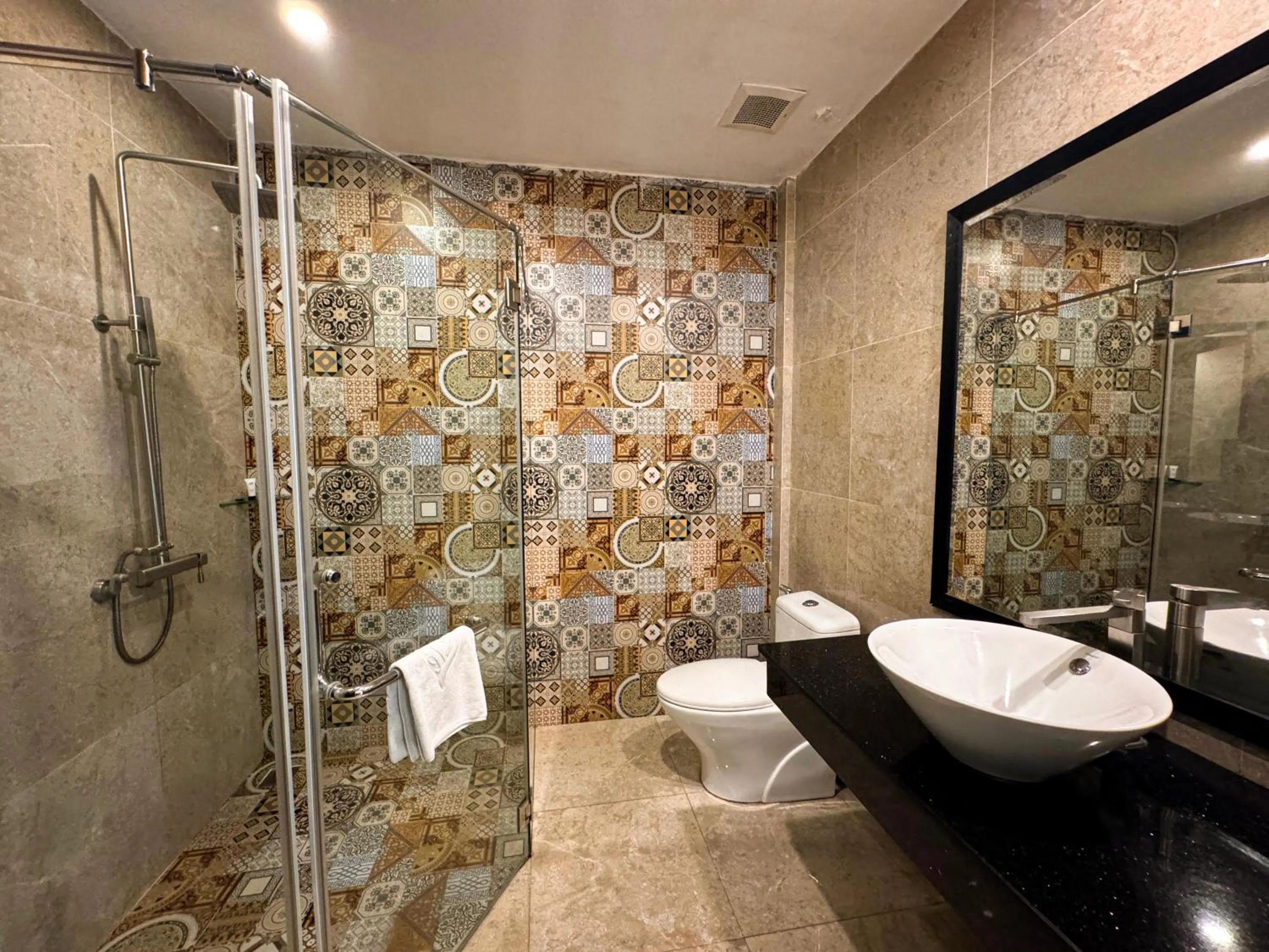 Bed in TTC Hotel - Hoi An