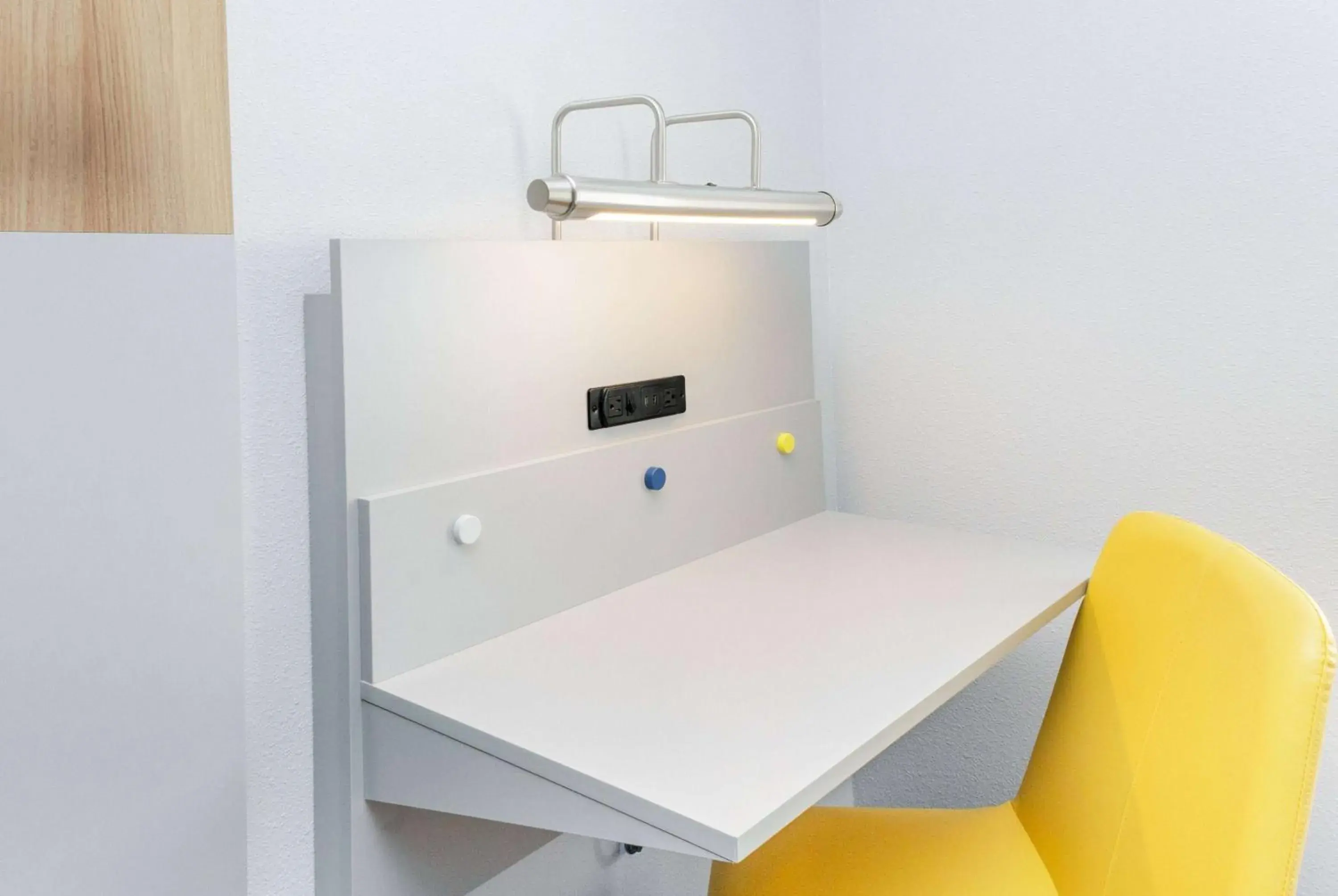 Photo of the whole room in Microtel Inn & Suites Springville Photo of the whole room in Microtel Inn & Suites Springville