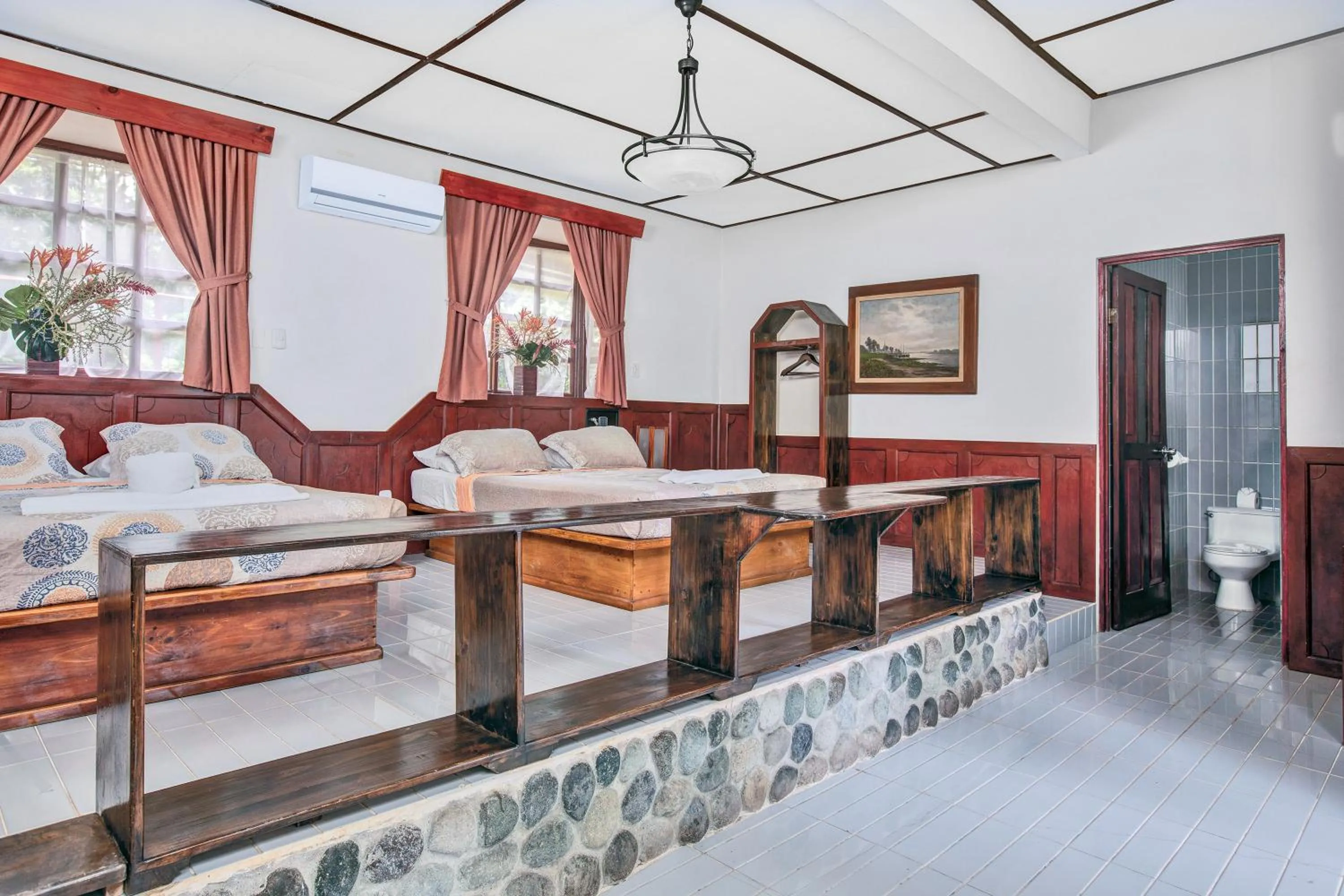 Photo of the whole room, Bed in Hotel Playa Bejuco