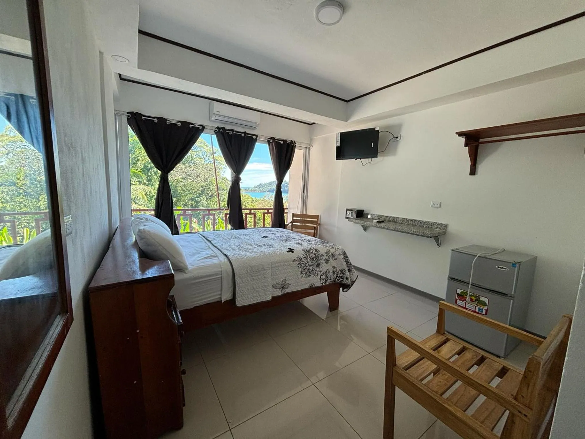 Bed in Hotel Coco Beach