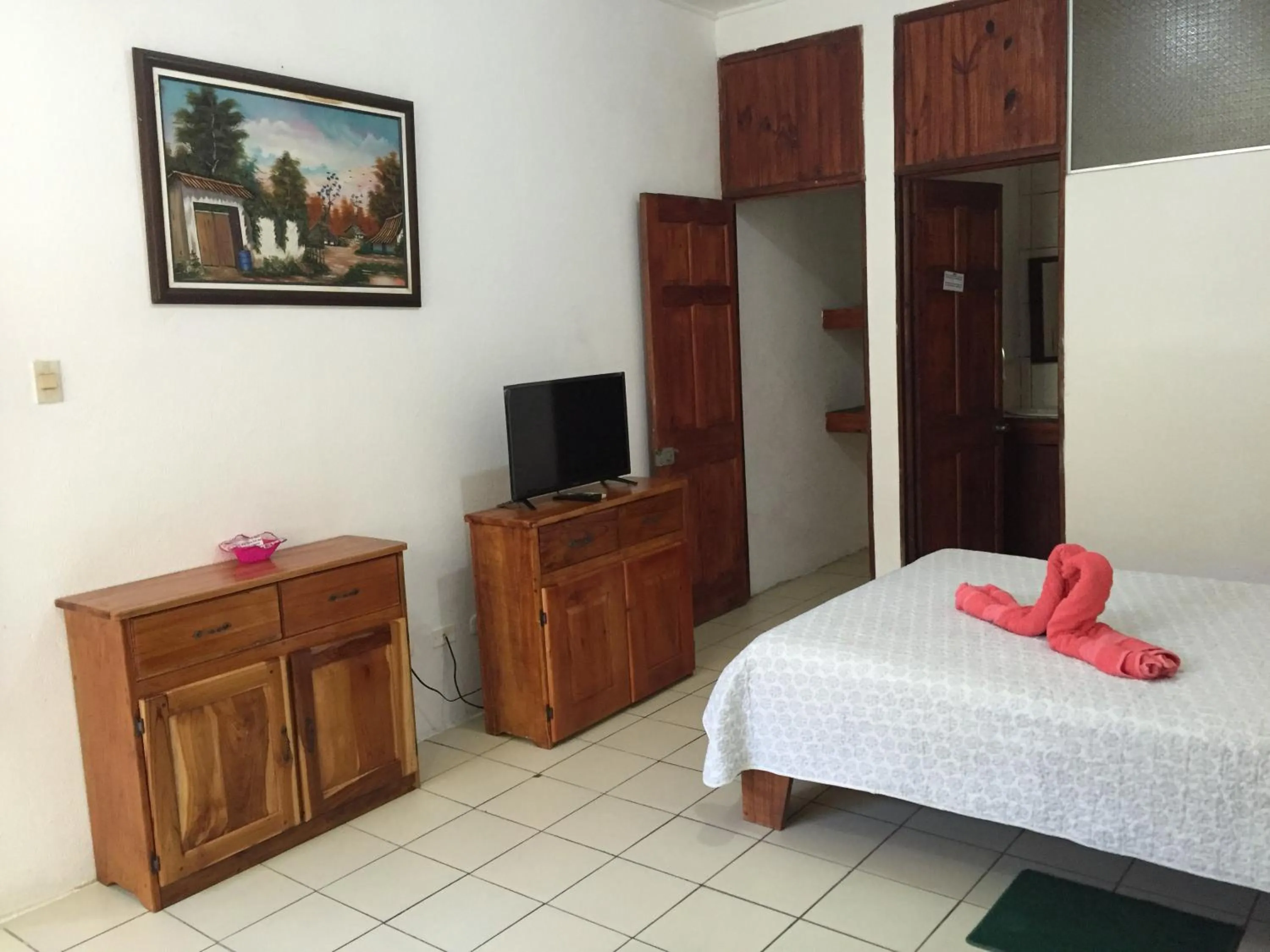 Photo of the whole room, Bed in Hotel Coco Beach