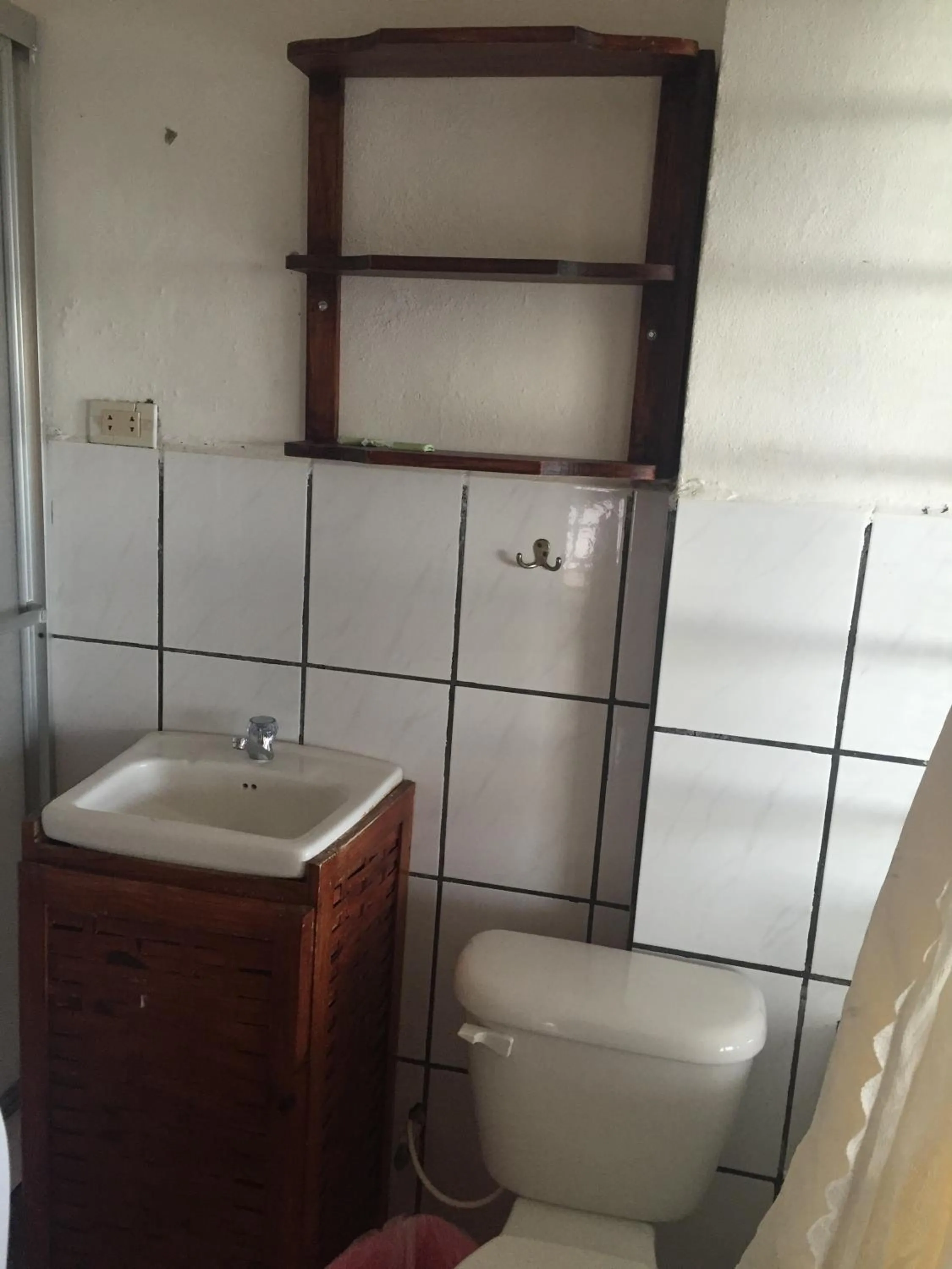 Bathroom in Hotel Coco Beach