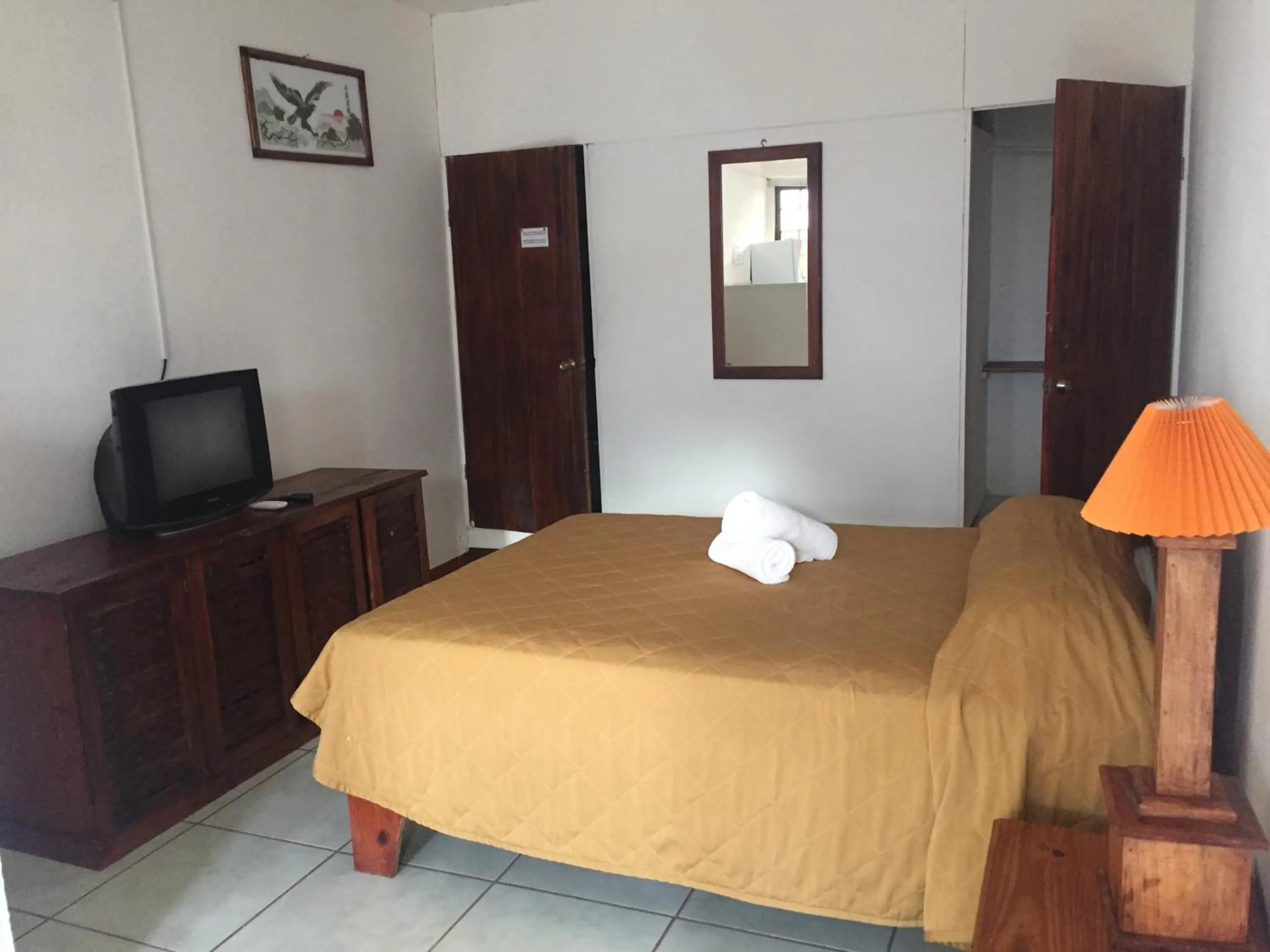 Photo of the whole room, Bed in Hotel Coco Beach