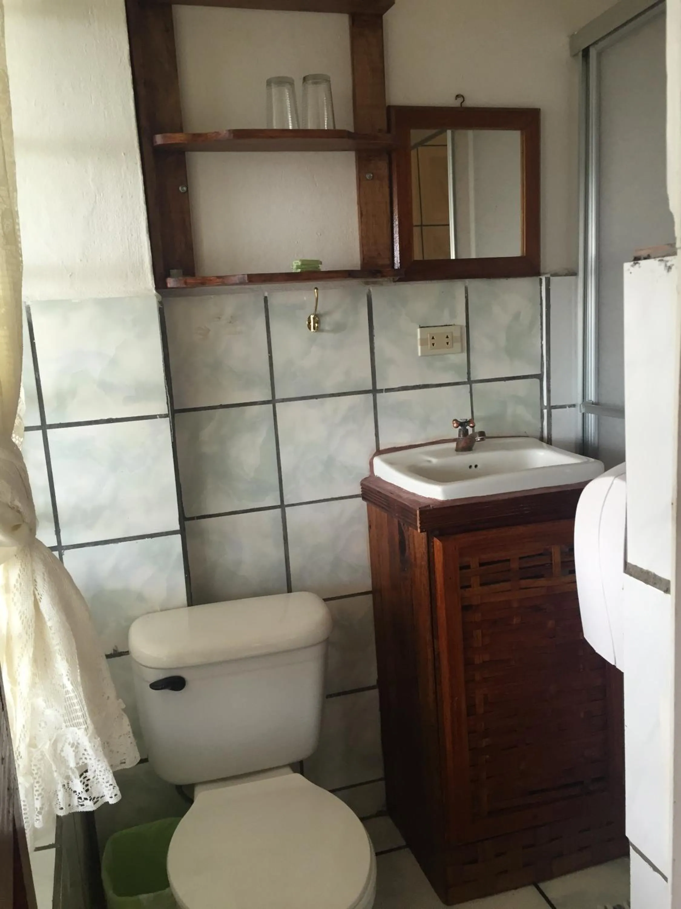 Bathroom in Hotel Coco Beach