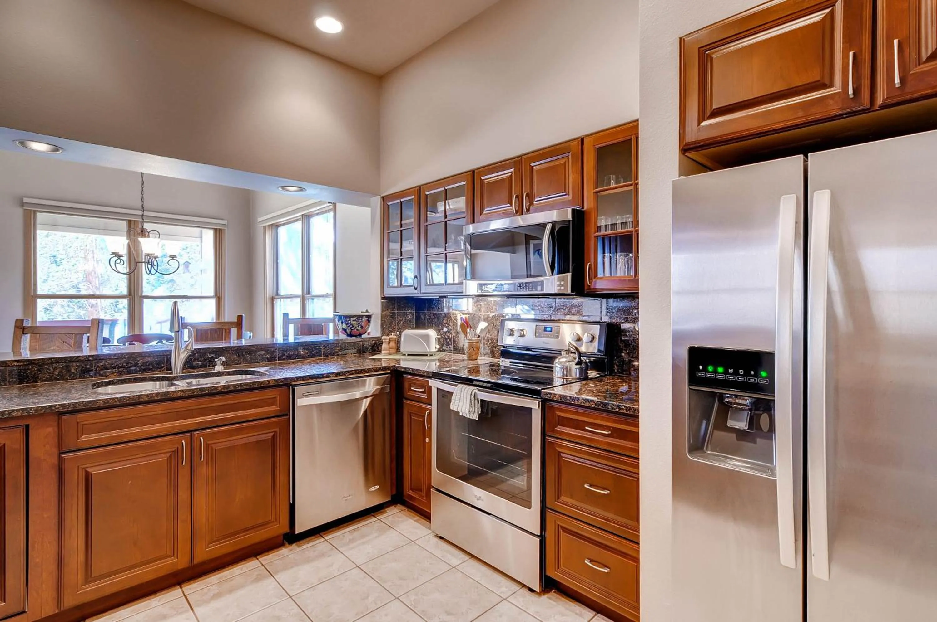 Kitchen or kitchenette in Aspen Ridge Condominiums by Keystone Resort