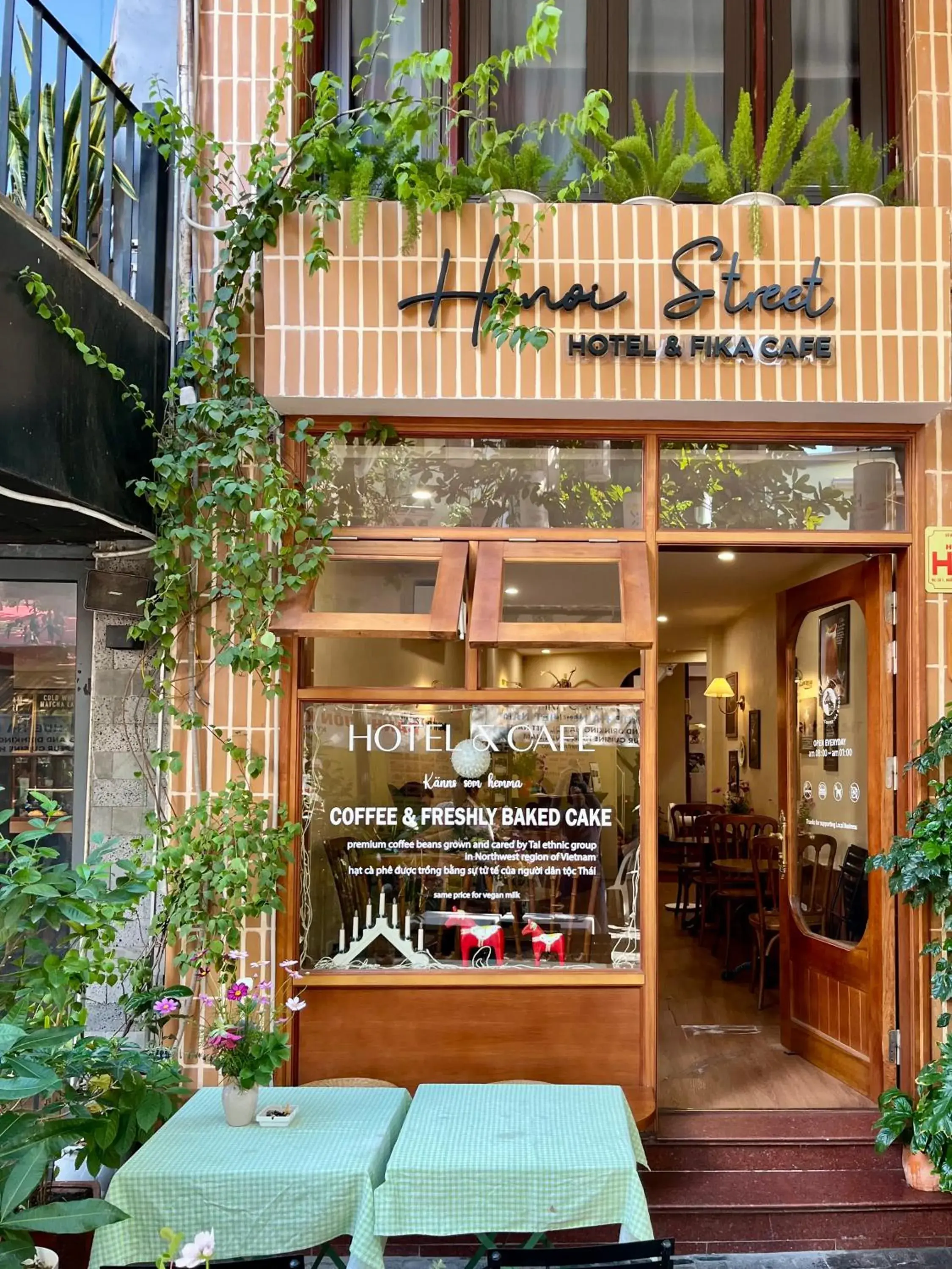 View (from property/room) in Hanoi Street Hotel View (from property/room) in Hanoi Street Hotel