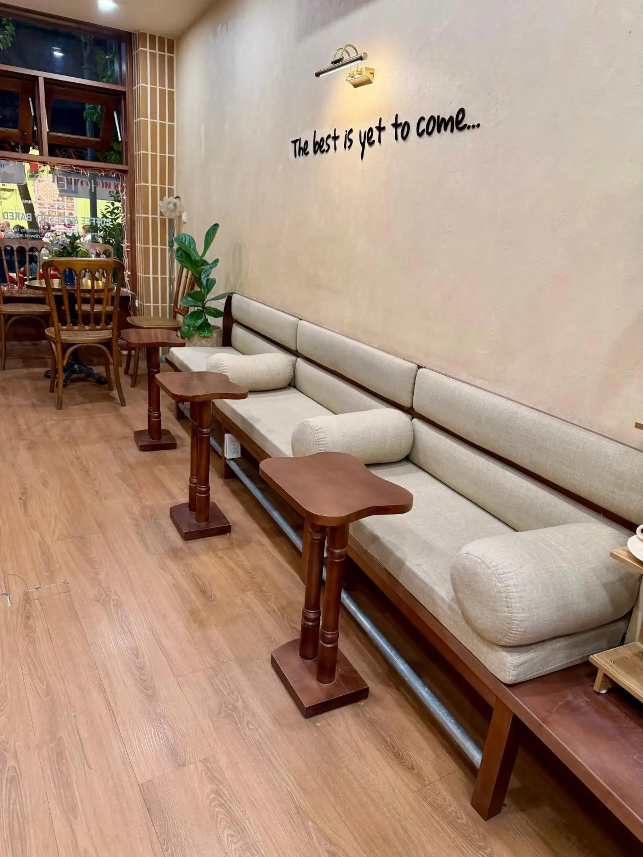 Property building in Hanoi Street Hotel Property building in Hanoi Street Hotel