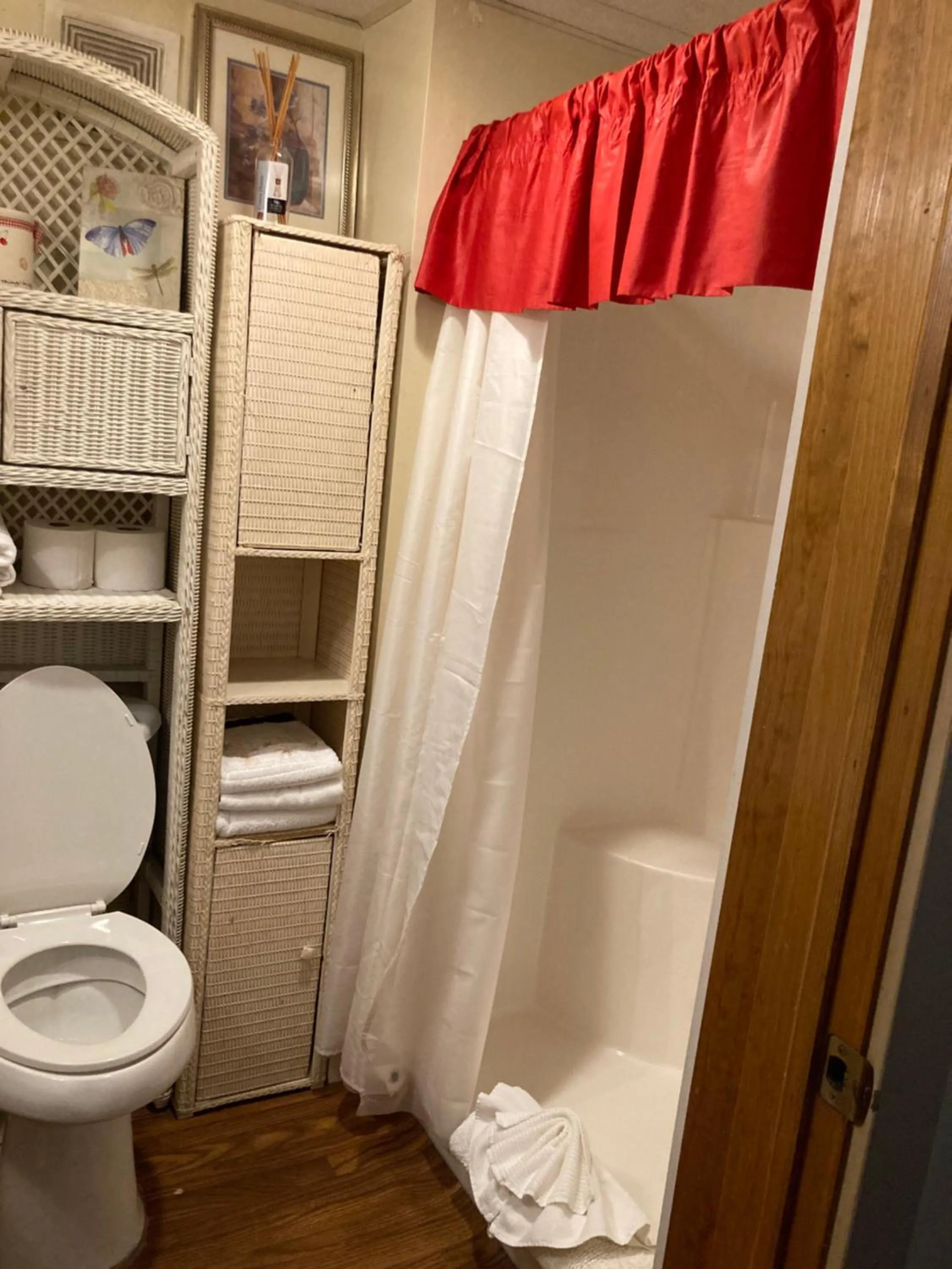 Shower in All Seasons Inn