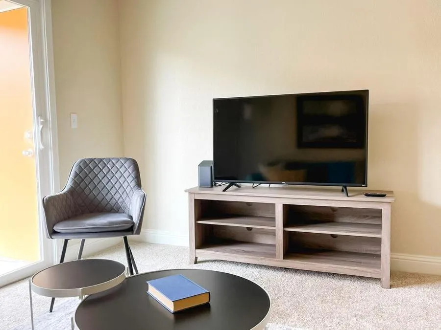 TV and multimedia in Sleepover 1BD 1BA Oklahoma City Apartments