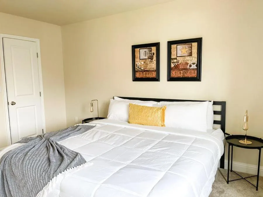 Bedroom, Bed in Sleepover 1BD 1BA Oklahoma City Apartments
