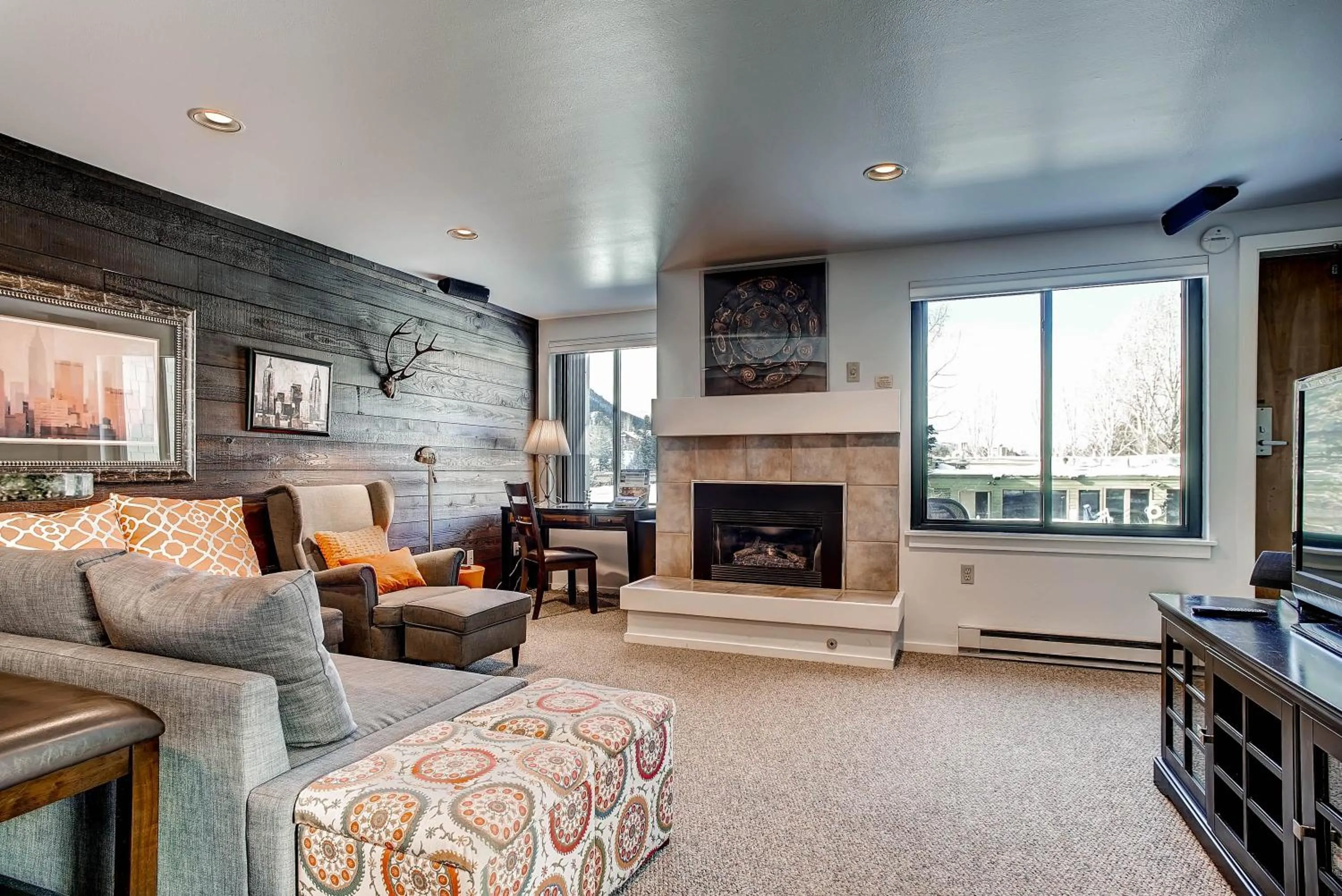 Living room in Lakeside Village by Keystone Resort