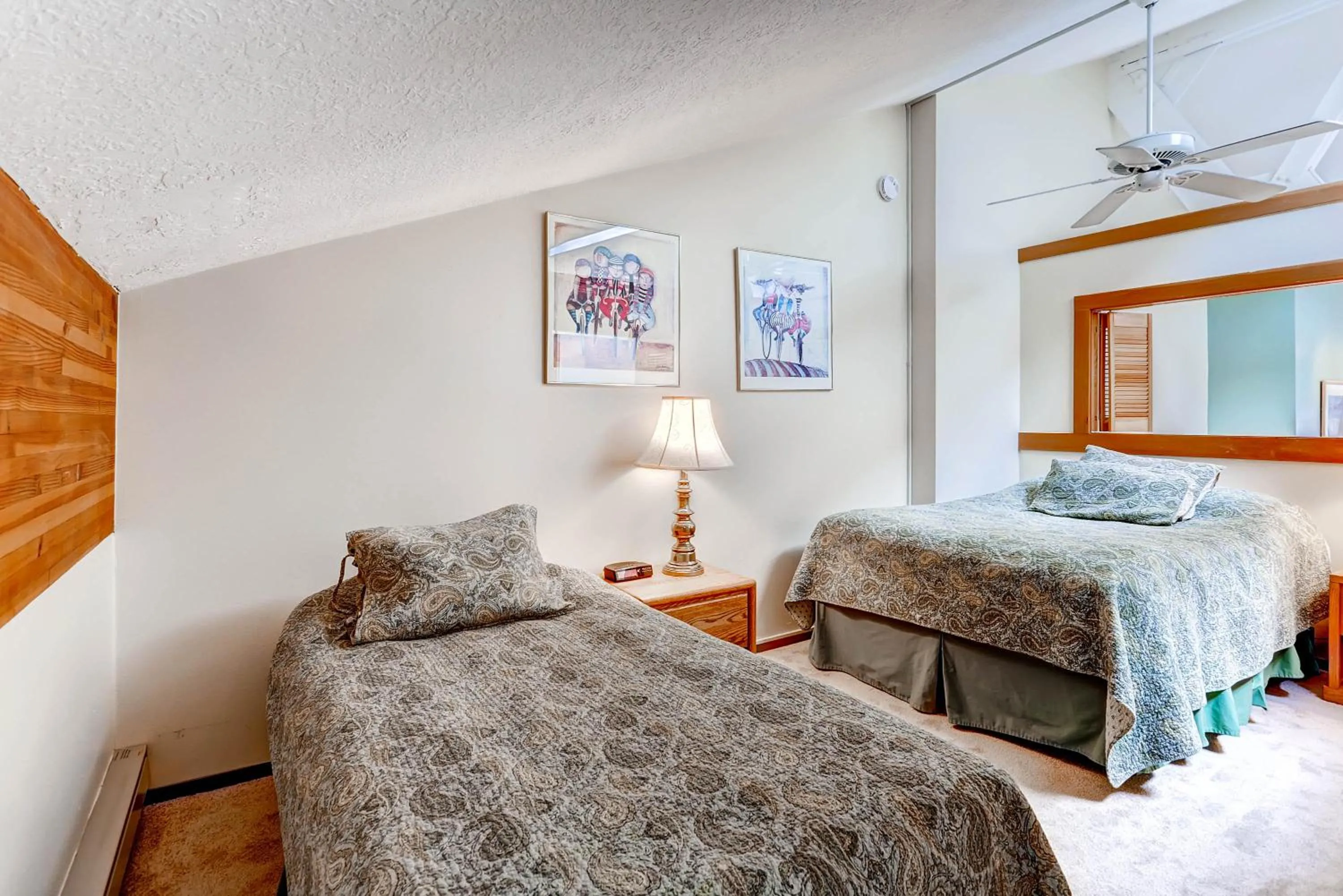 Photo of the whole room, Bed in Lakeside Village by Keystone Resort