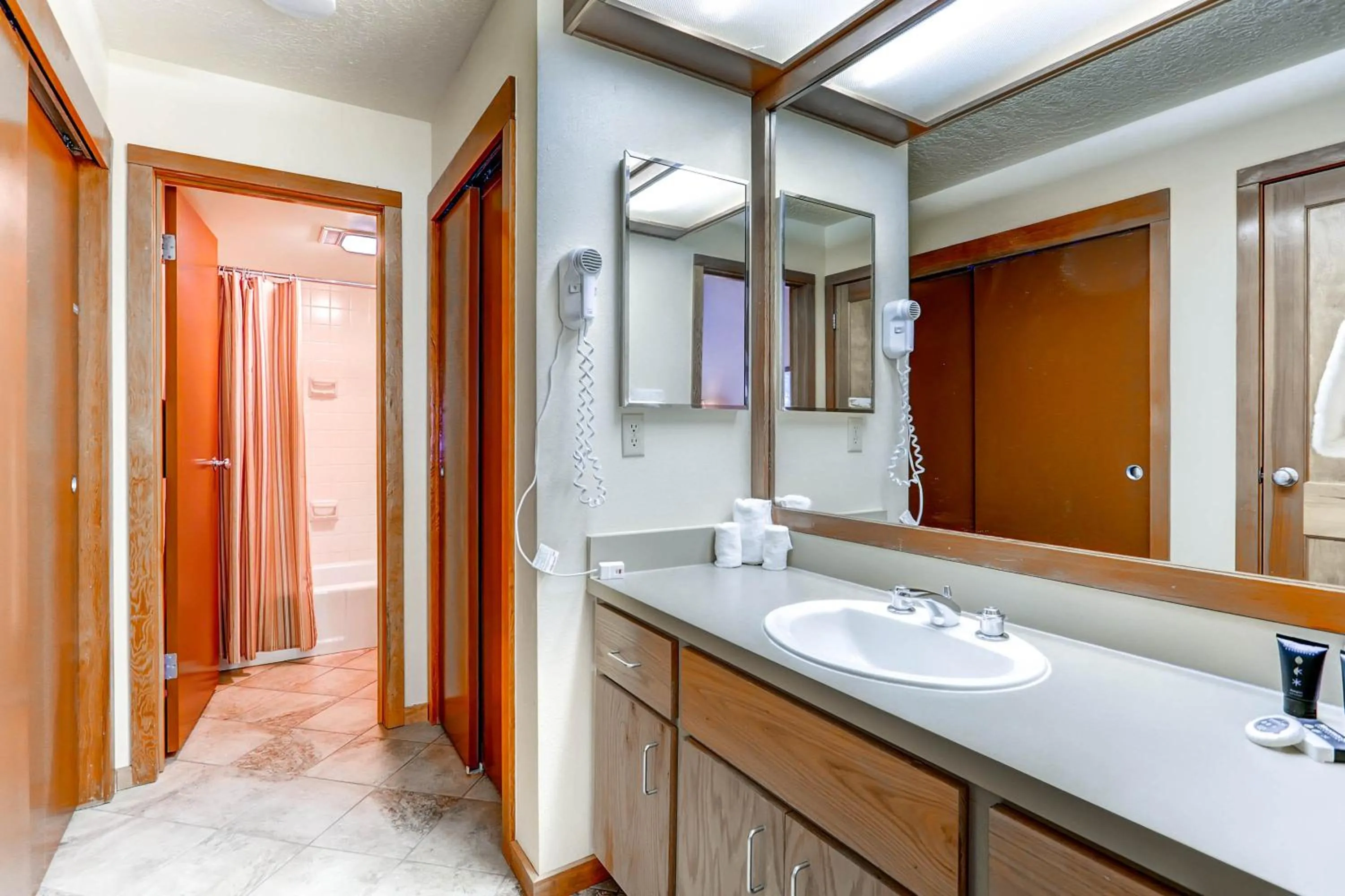 Bathroom in Lakeside Village by Keystone Resort