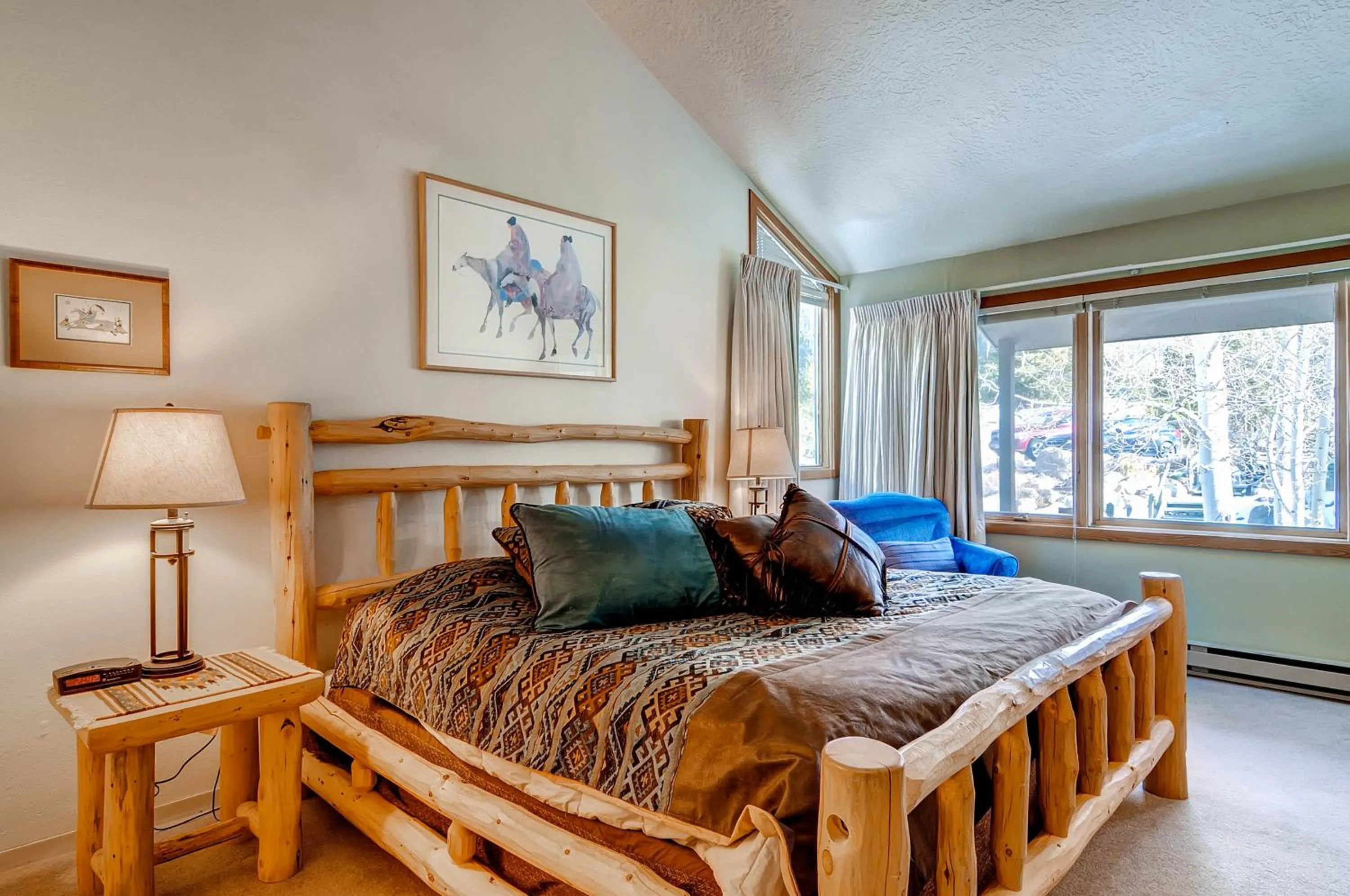 Photo of the whole room, Bed in Lakeside Village by Keystone Resort