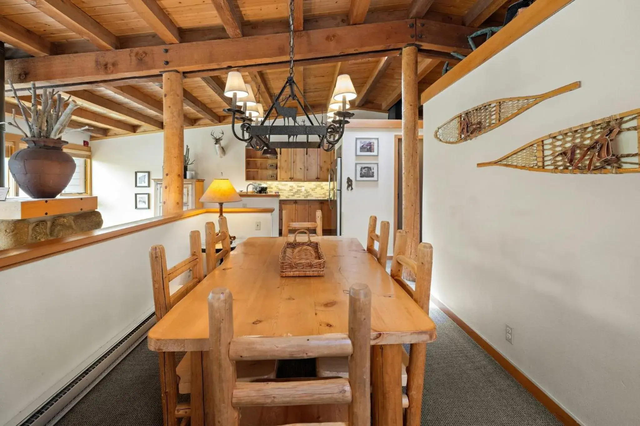 Restaurant/places to eat in Evergreen Condominiums by Vail Resorts Restaurant/places to eat in Evergreen Condominiums by Vail Resorts