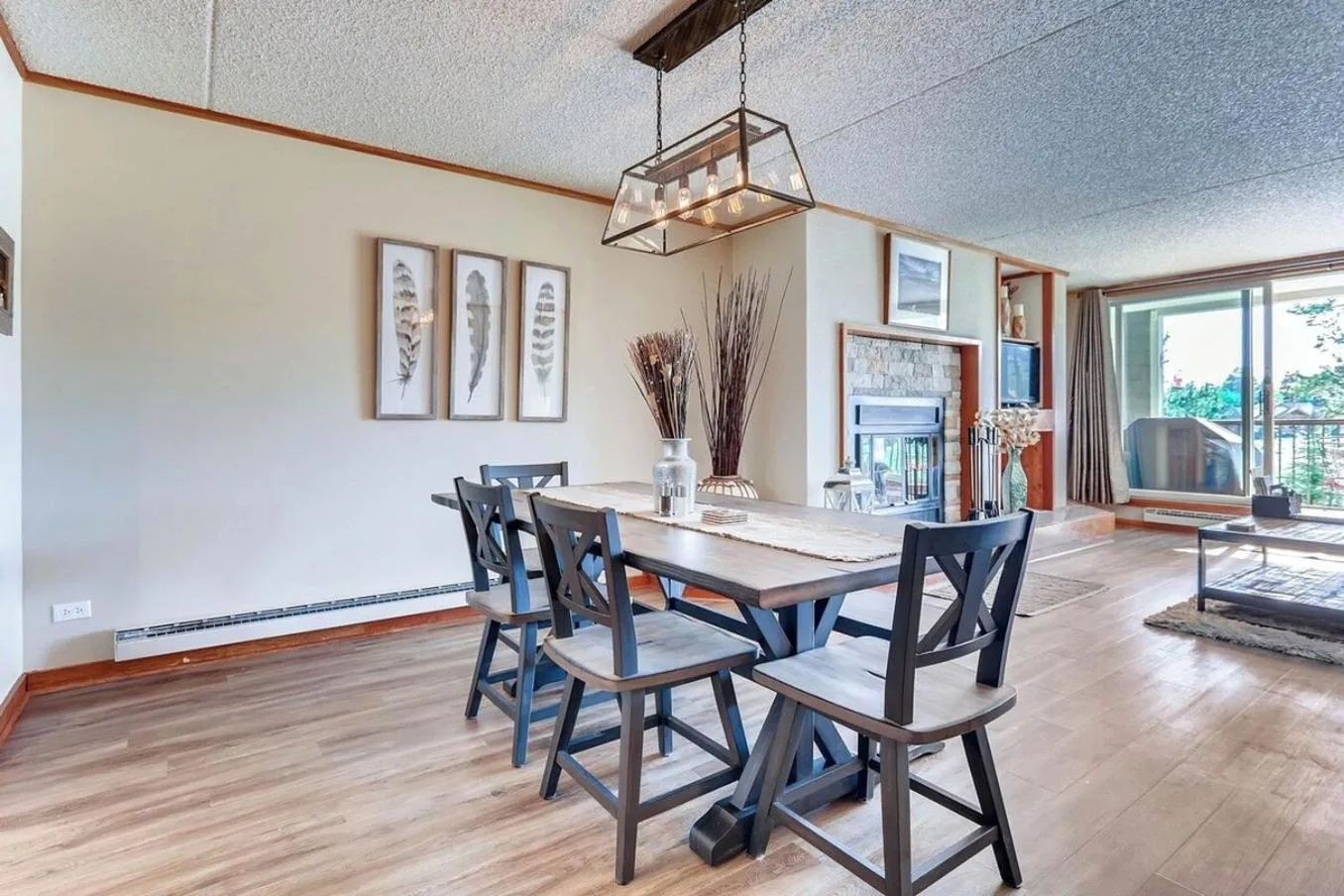 Communal kitchen in Evergreen Condominiums by Keystone Resort