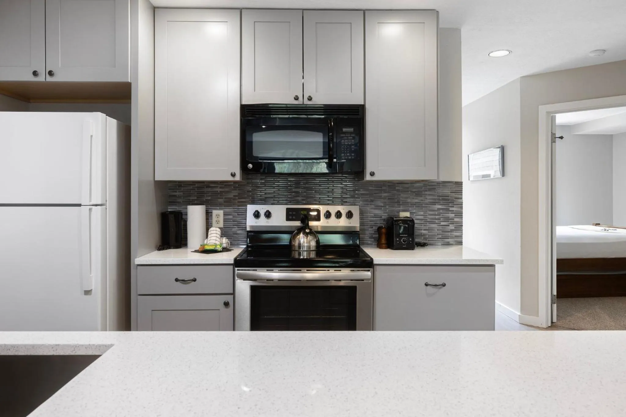 Communal kitchen in Evergreen Condominiums by Keystone Resort