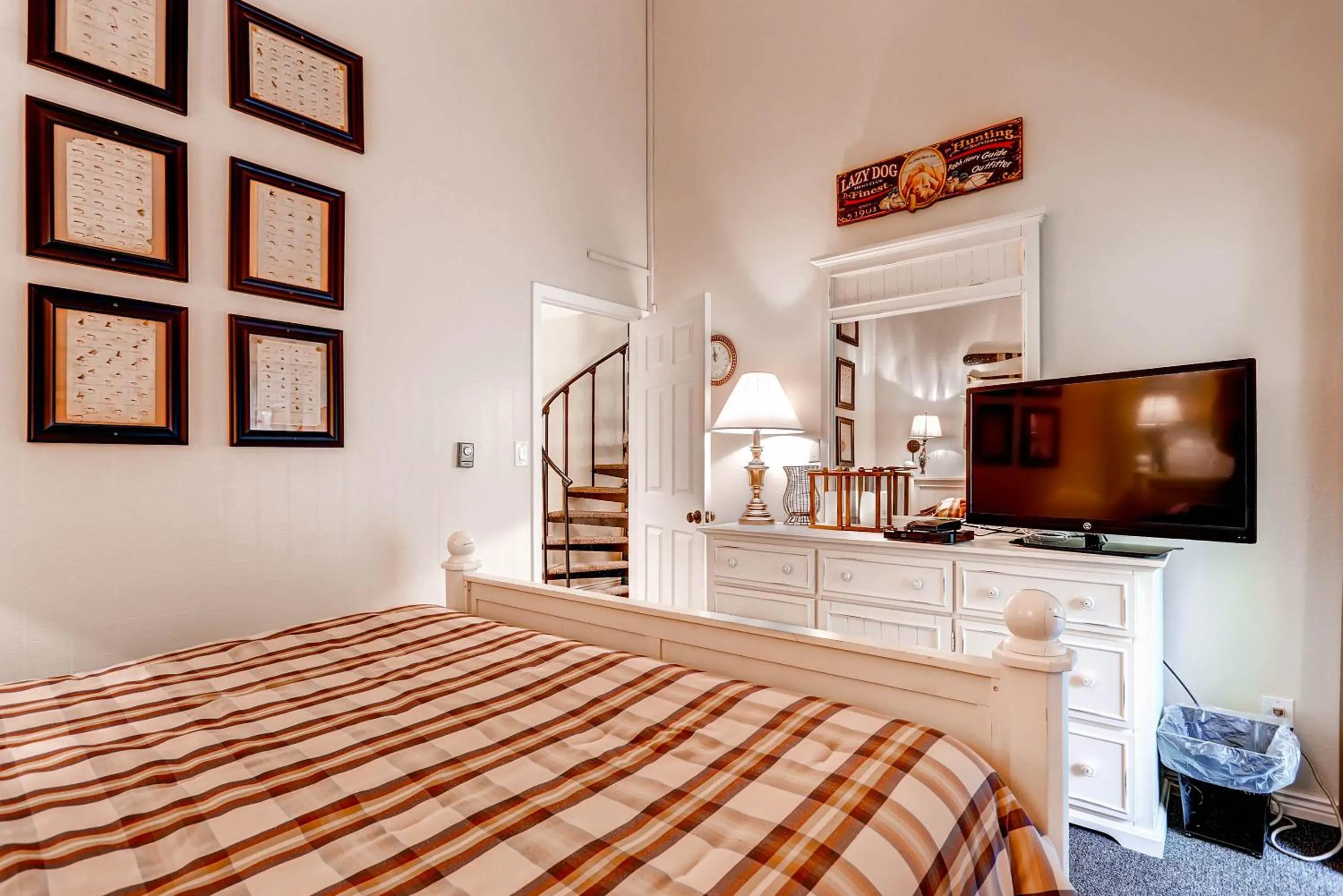 Photo of the whole room, Bed in The Forest Neighborhood by Keystone Resort