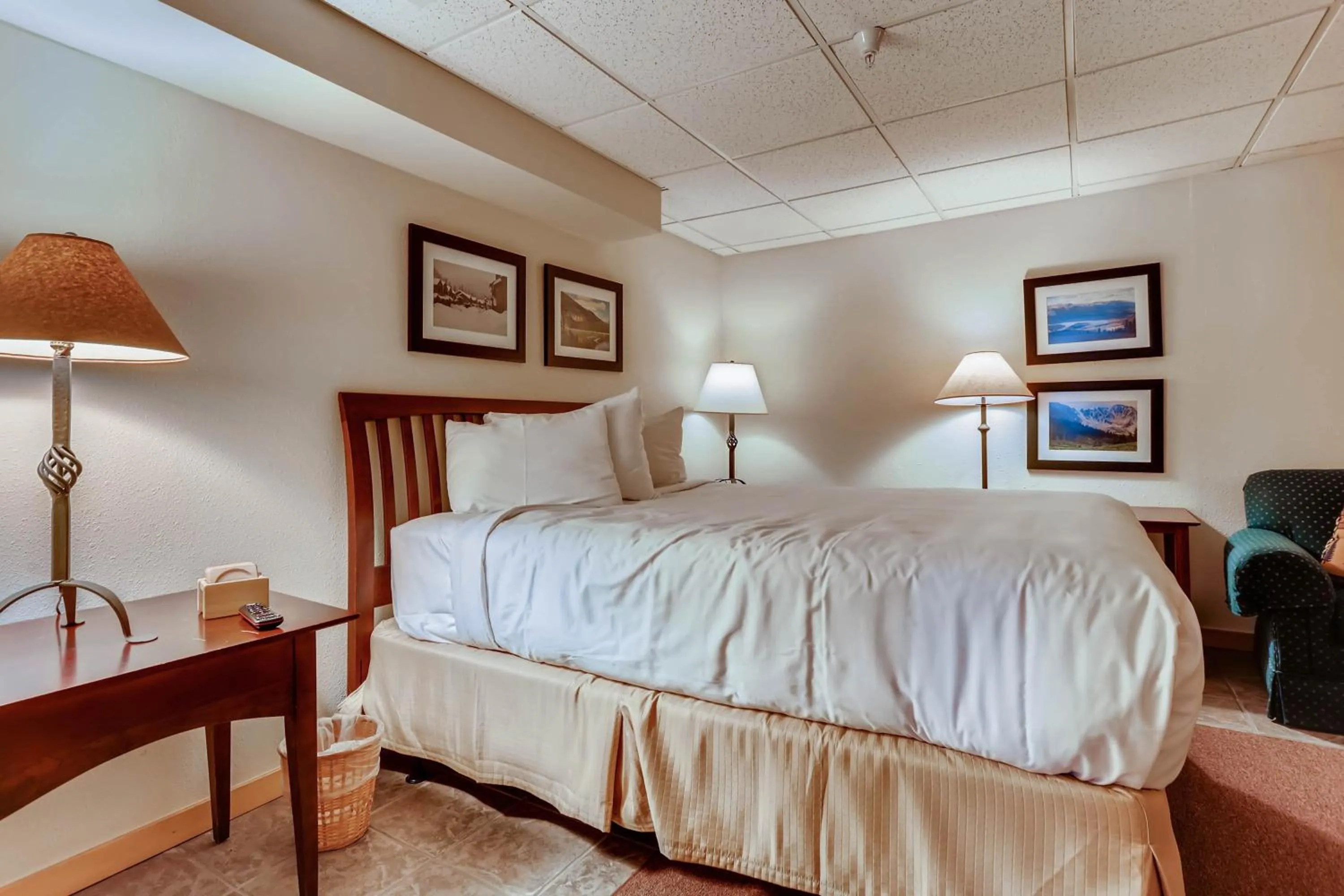 Photo of the whole room, Bed in The Forest Neighborhood by Keystone Resort