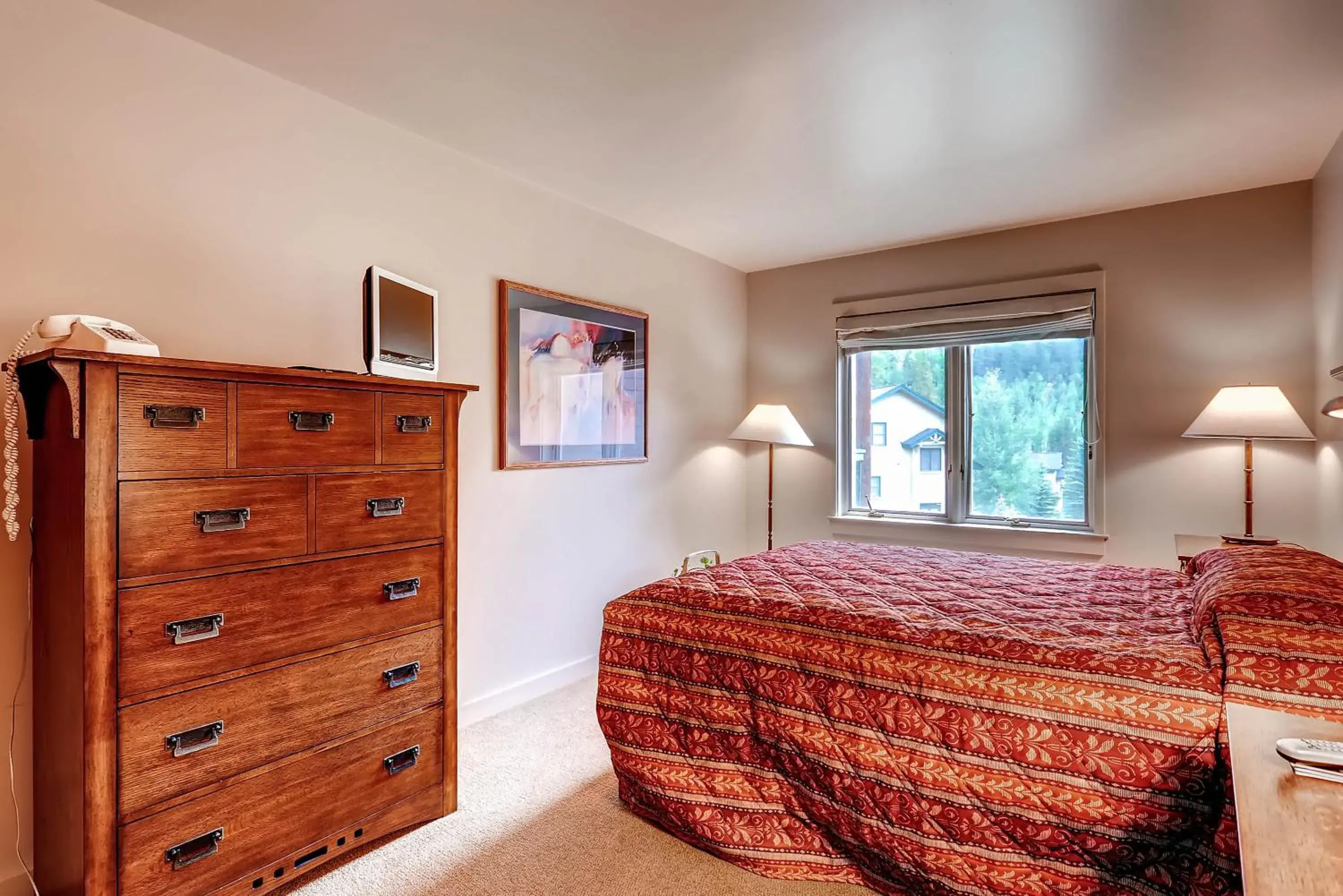 Bed in The Forest Neighborhood by Keystone Resort Bed in The Forest Neighborhood by Keystone Resort