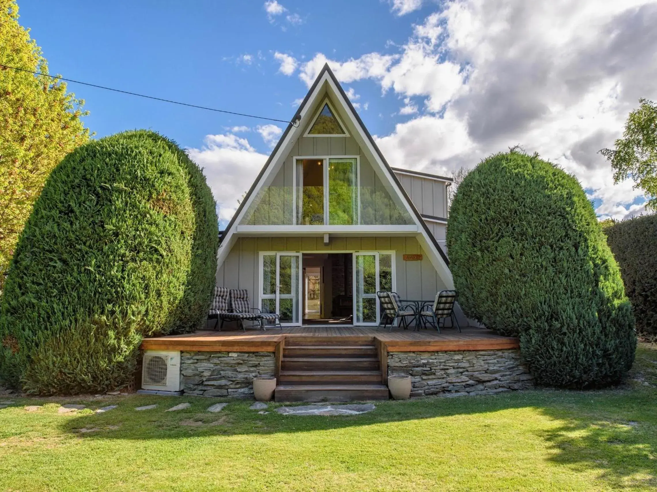 The Hillvue with Spa - Arrowtown Holiday Home The Hillvue with Spa - Arrowtown Holiday Home