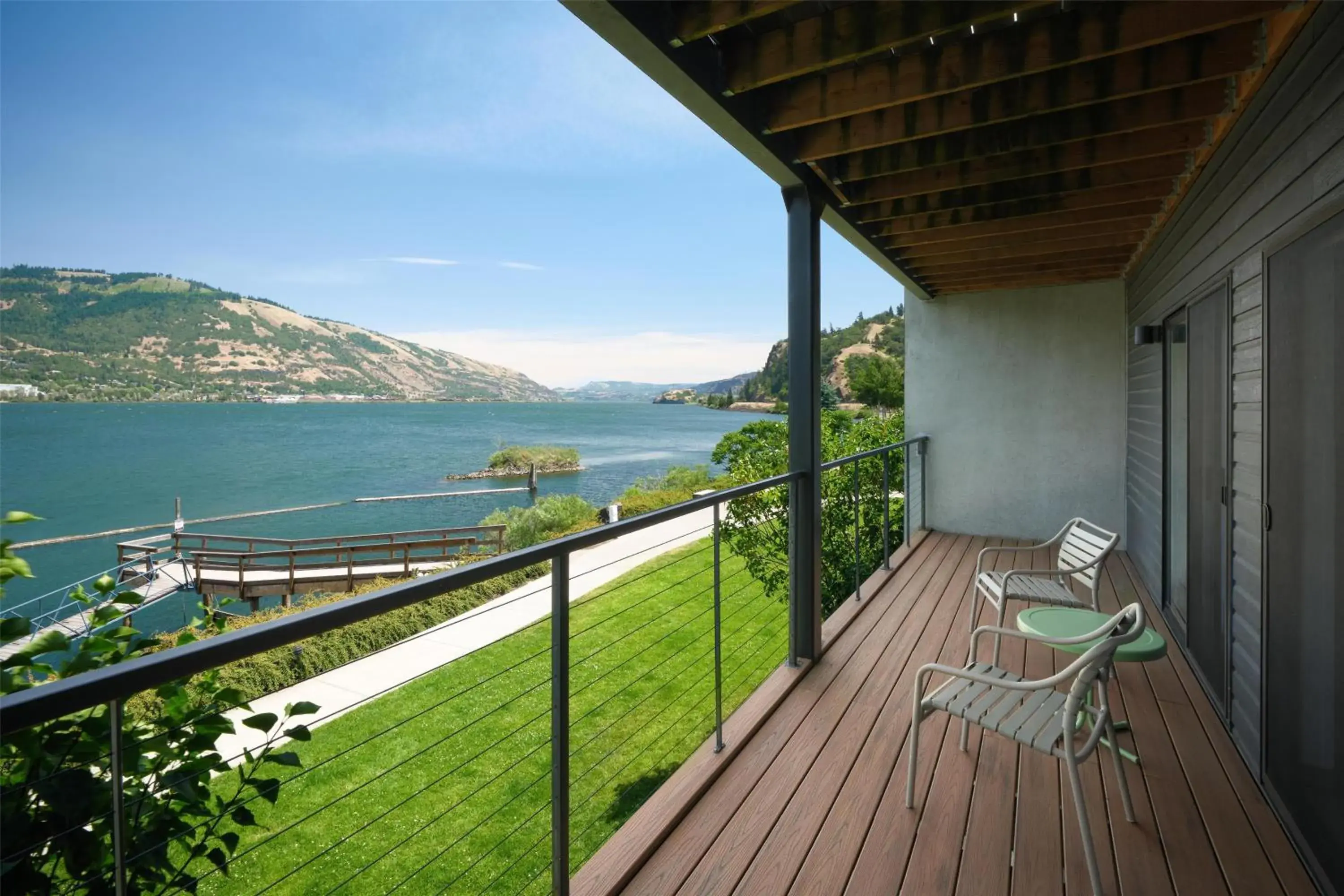 Bedroom in Best Western Plus Hood River Inn Bedroom in Best Western Plus Hood River Inn