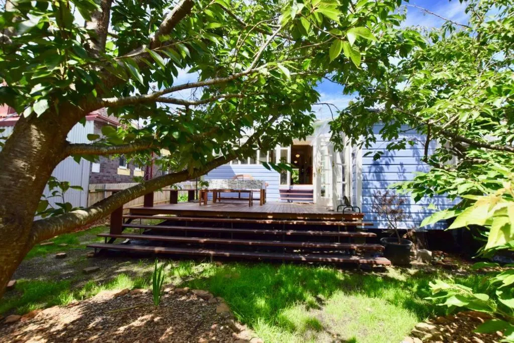 Plum Blossom Cottage