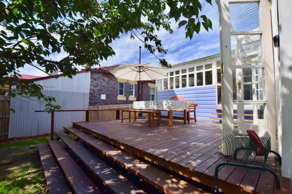 Plum Blossom Cottage