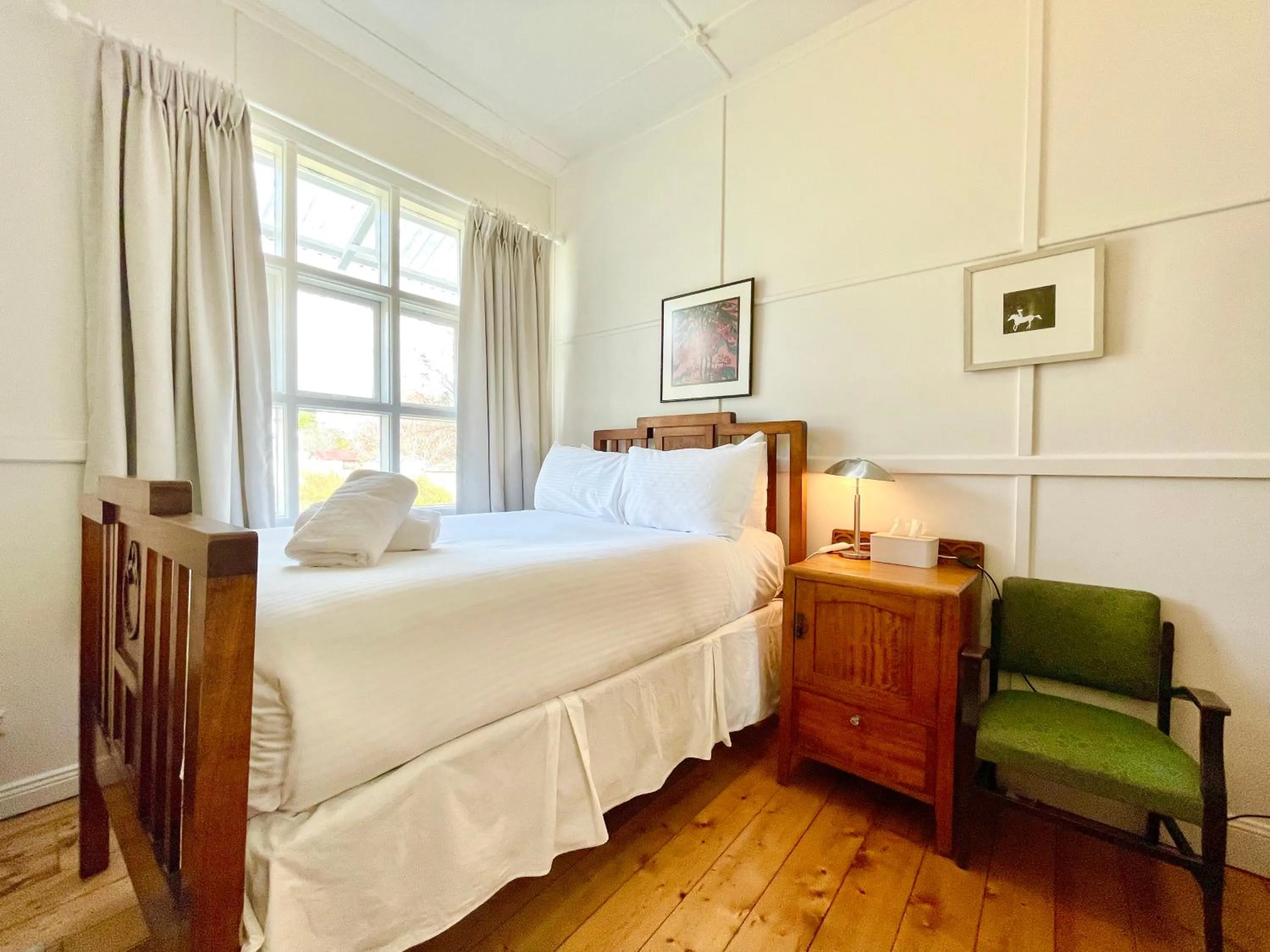 Bed in Plum Blossom Cottage