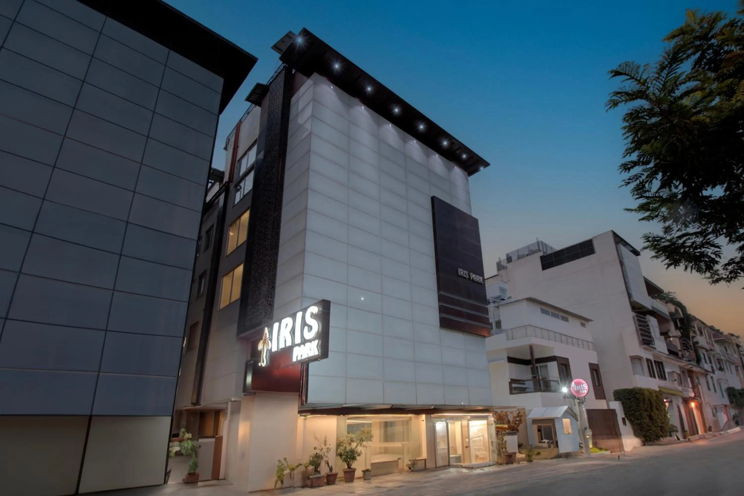 Property building in Iris Park Hotel New Delhi