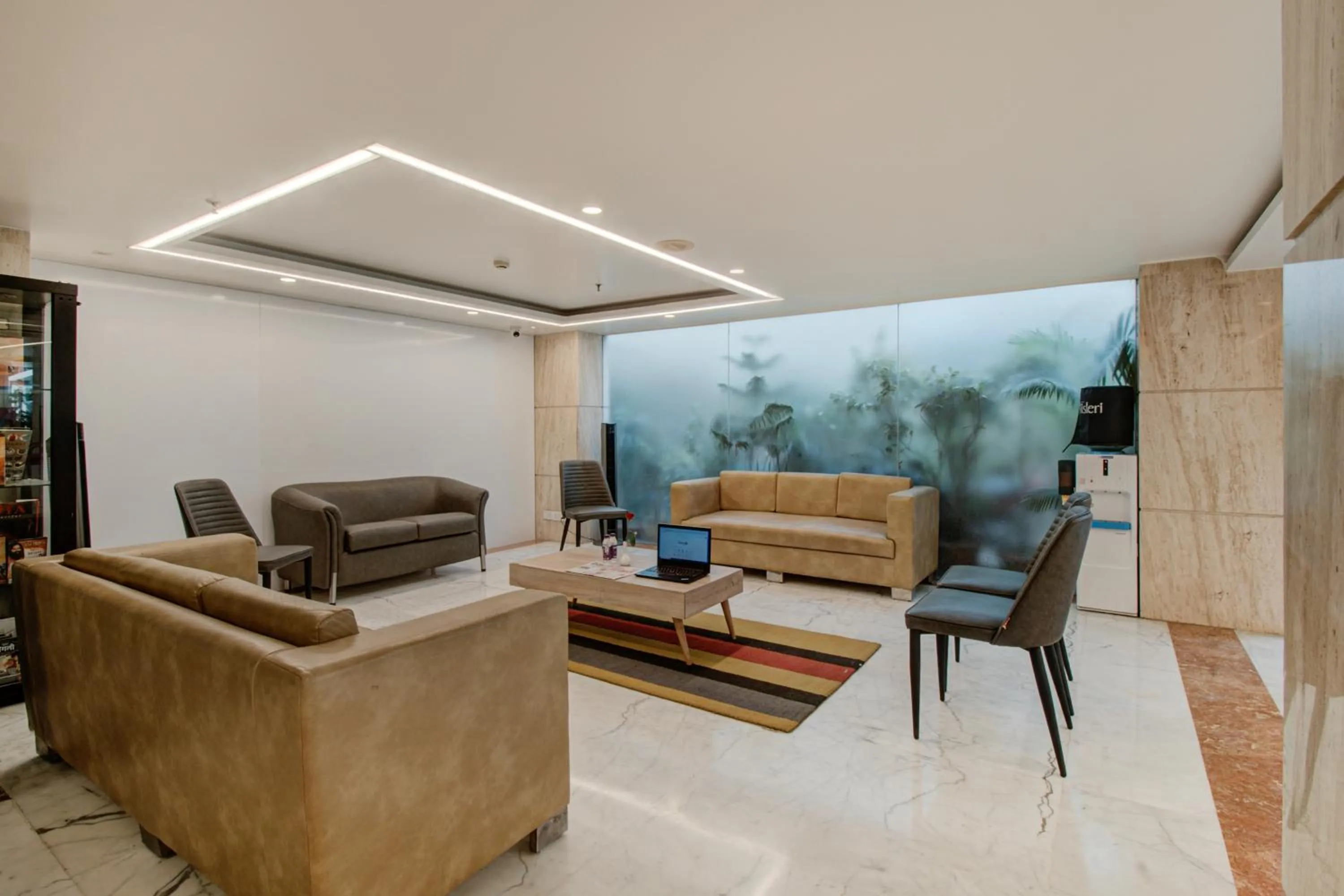 Lobby or reception in Iris Park Hotel New Delhi