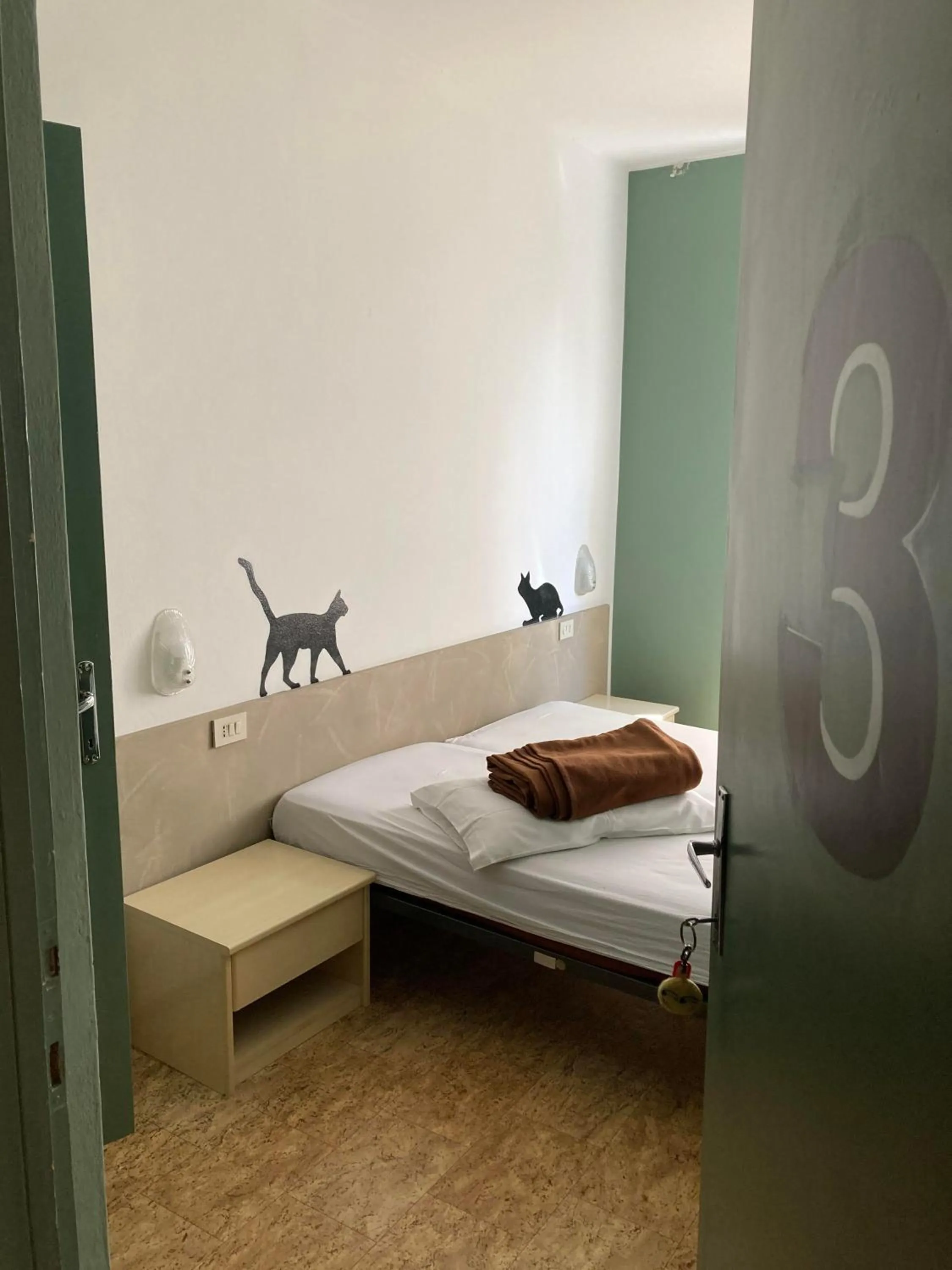 Bedroom, Bed in Route77 hostel