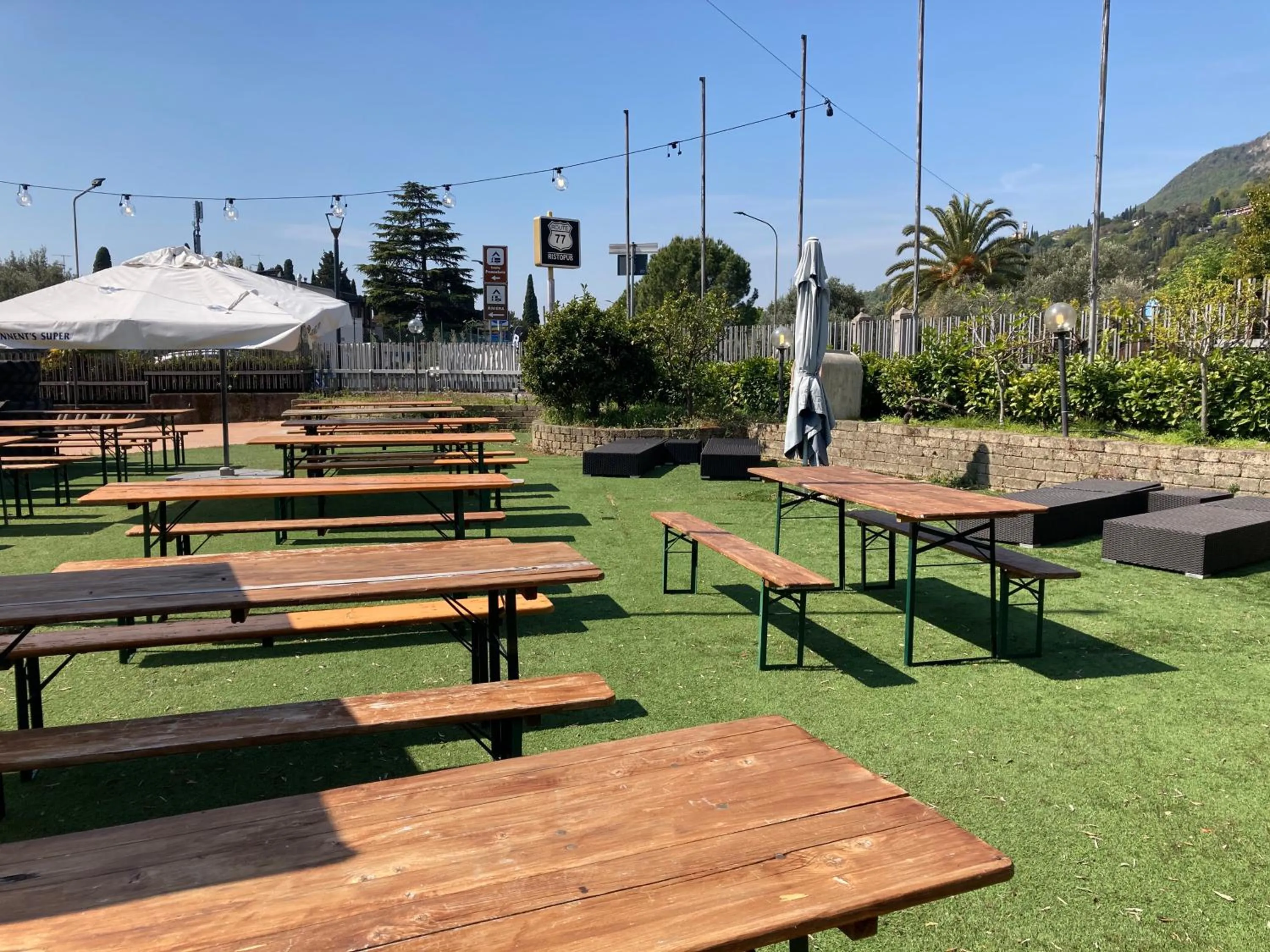 Restaurant/places to eat in Route77 hostel