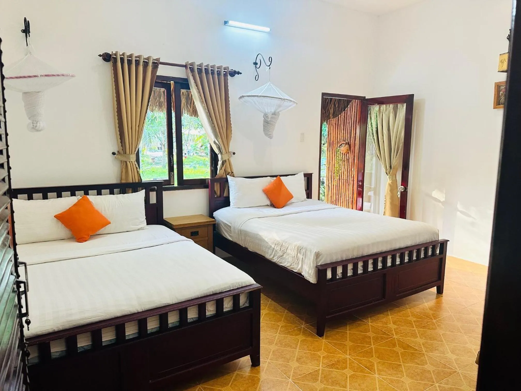 Photo of the whole room, Bed in Mango Home Riverside Eco - Resort