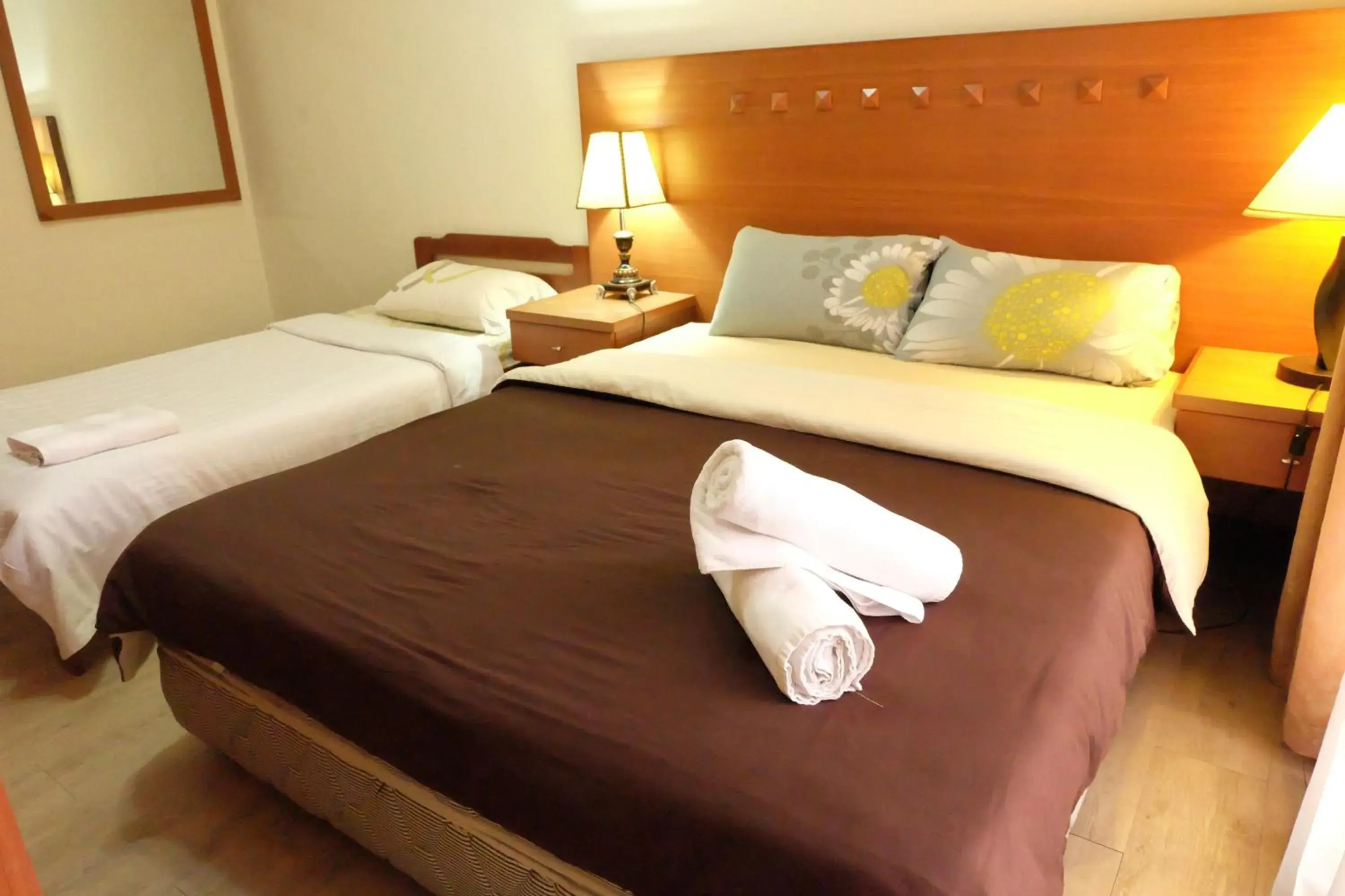 Bedroom, Bed in North Borneo Paradise@Marina Court