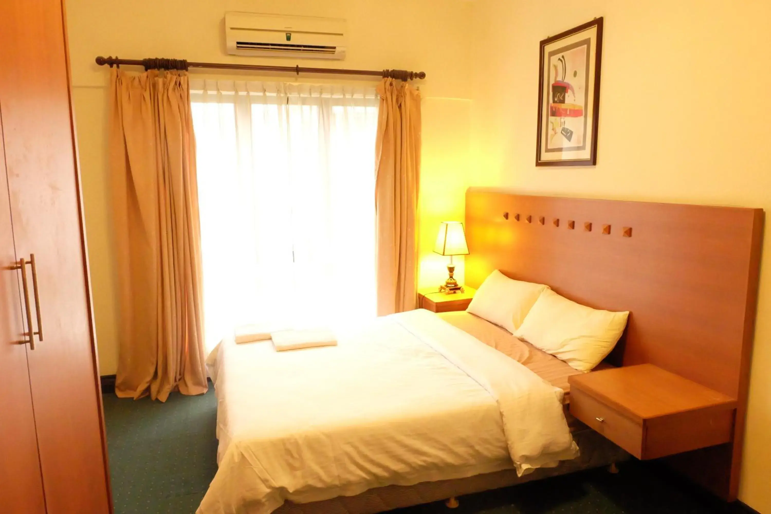 Bedroom, Bed in North Borneo Paradise@Marina Court