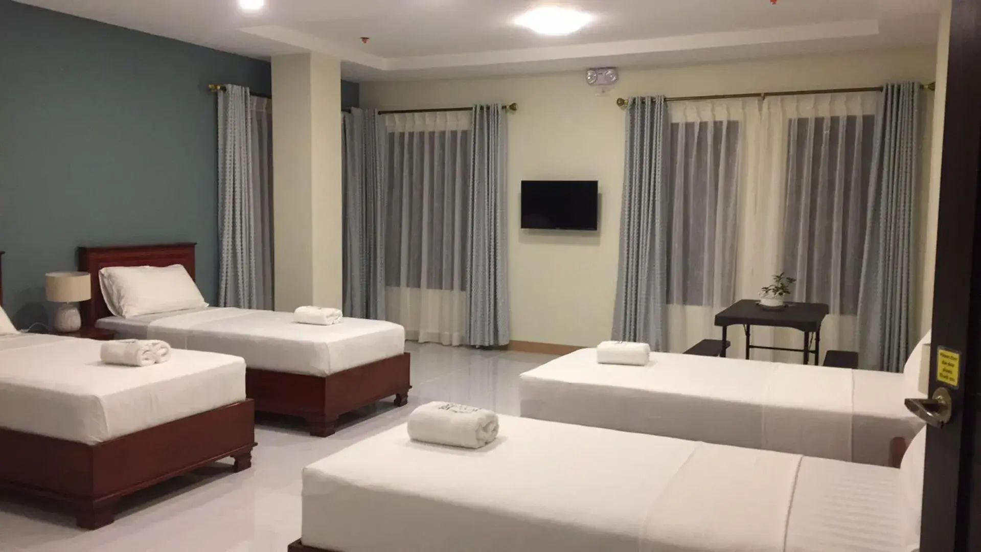 Mixed Dormitory Room in Bohol Ecotel Mixed Dormitory Room in Bohol Ecotel