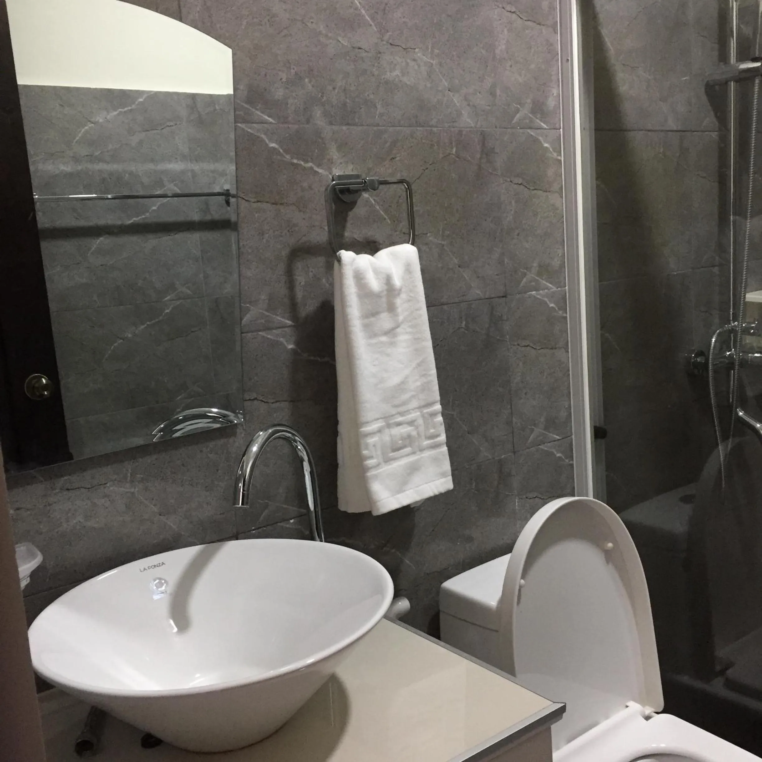 Bathroom in Bohol Ecotel