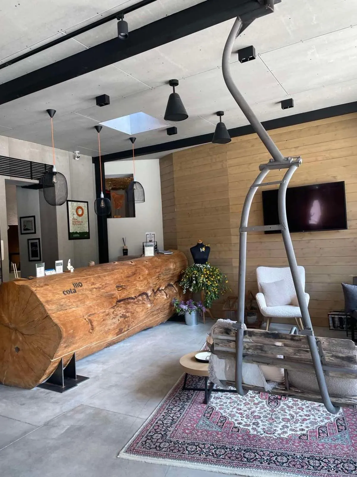 Lobby or reception in Hotel COTA1110