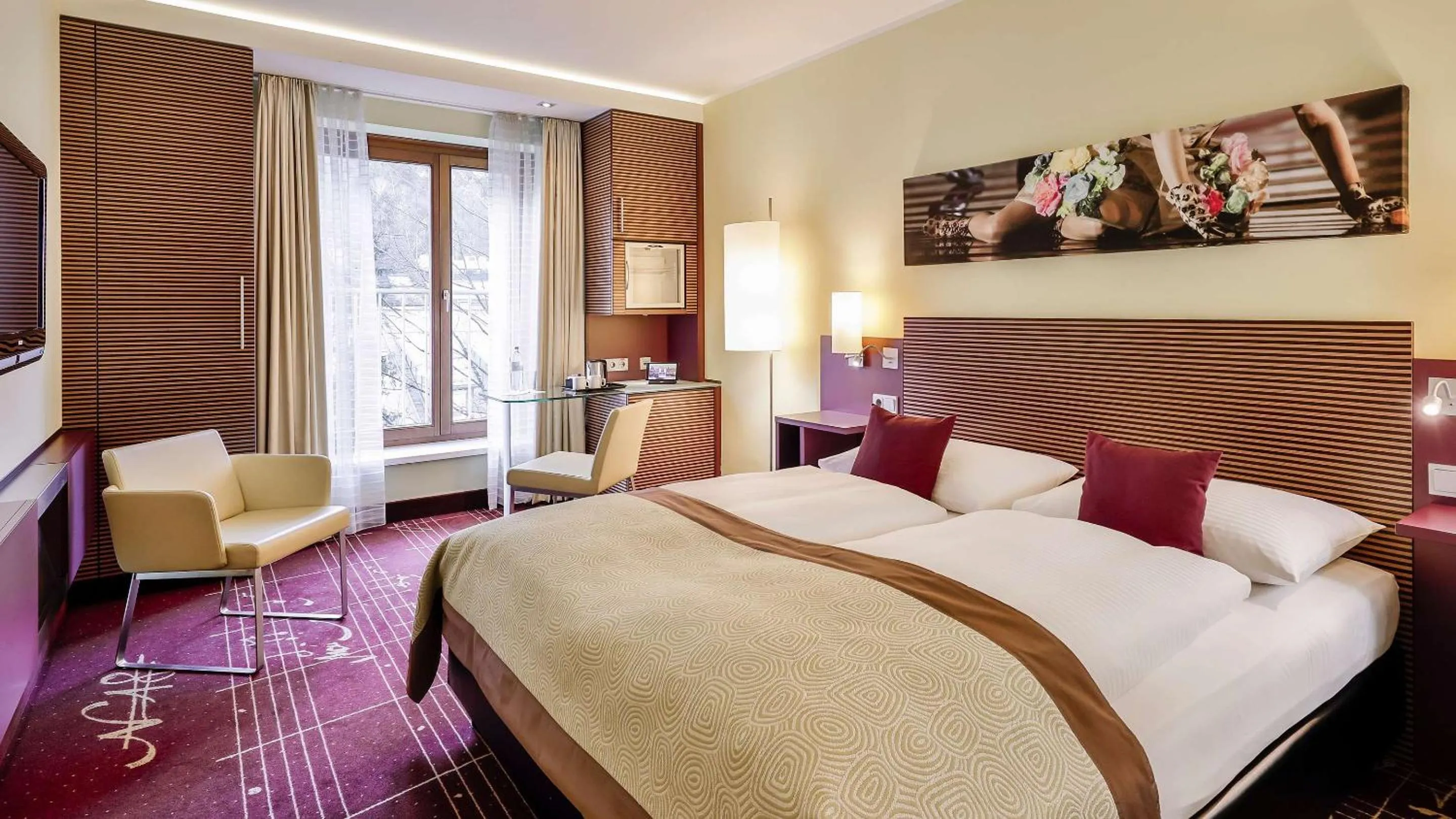 Bedroom, Bed in Dorint City-Hotel Salzburg