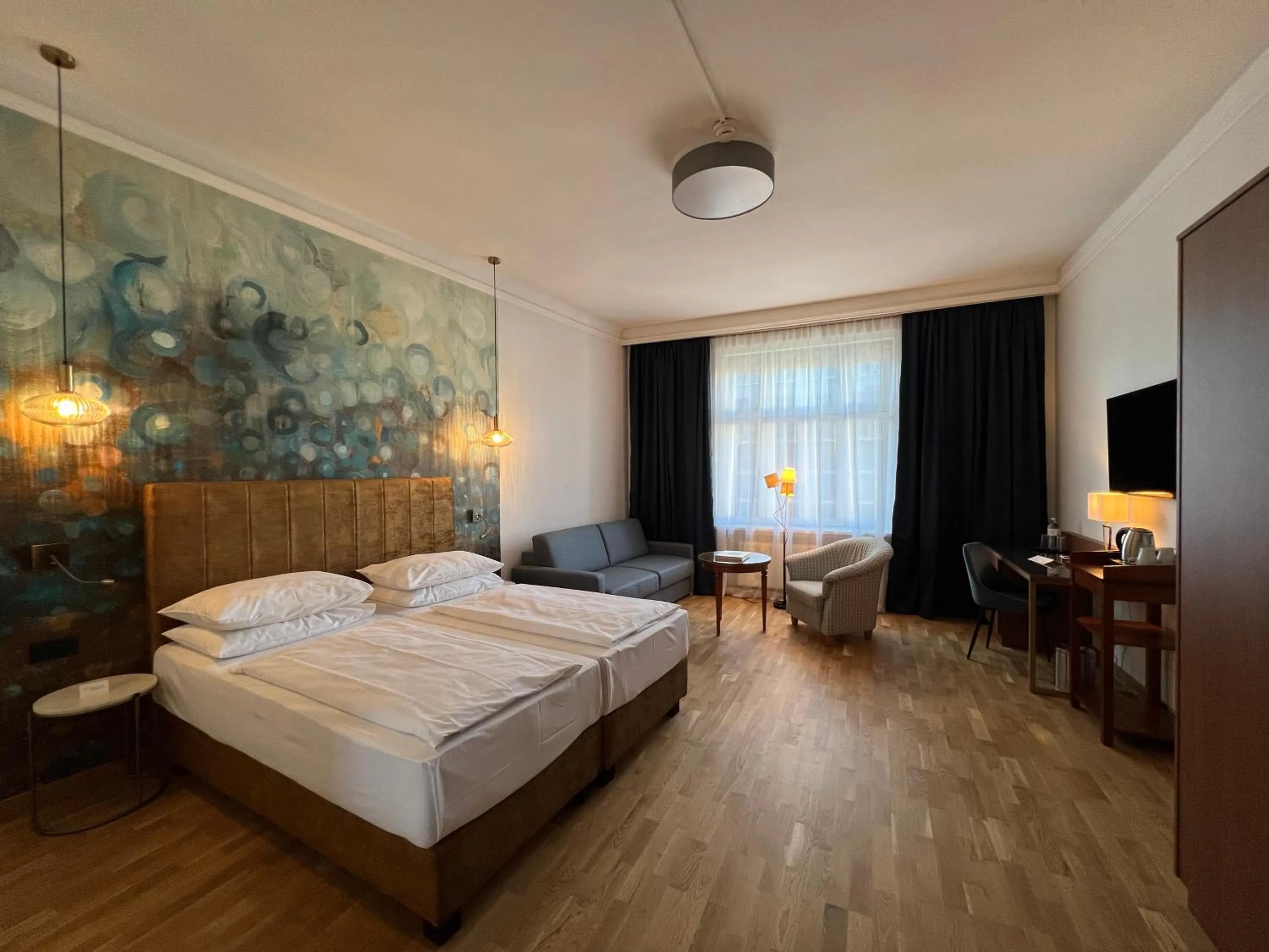 Bed in Hotel Secession an der Oper