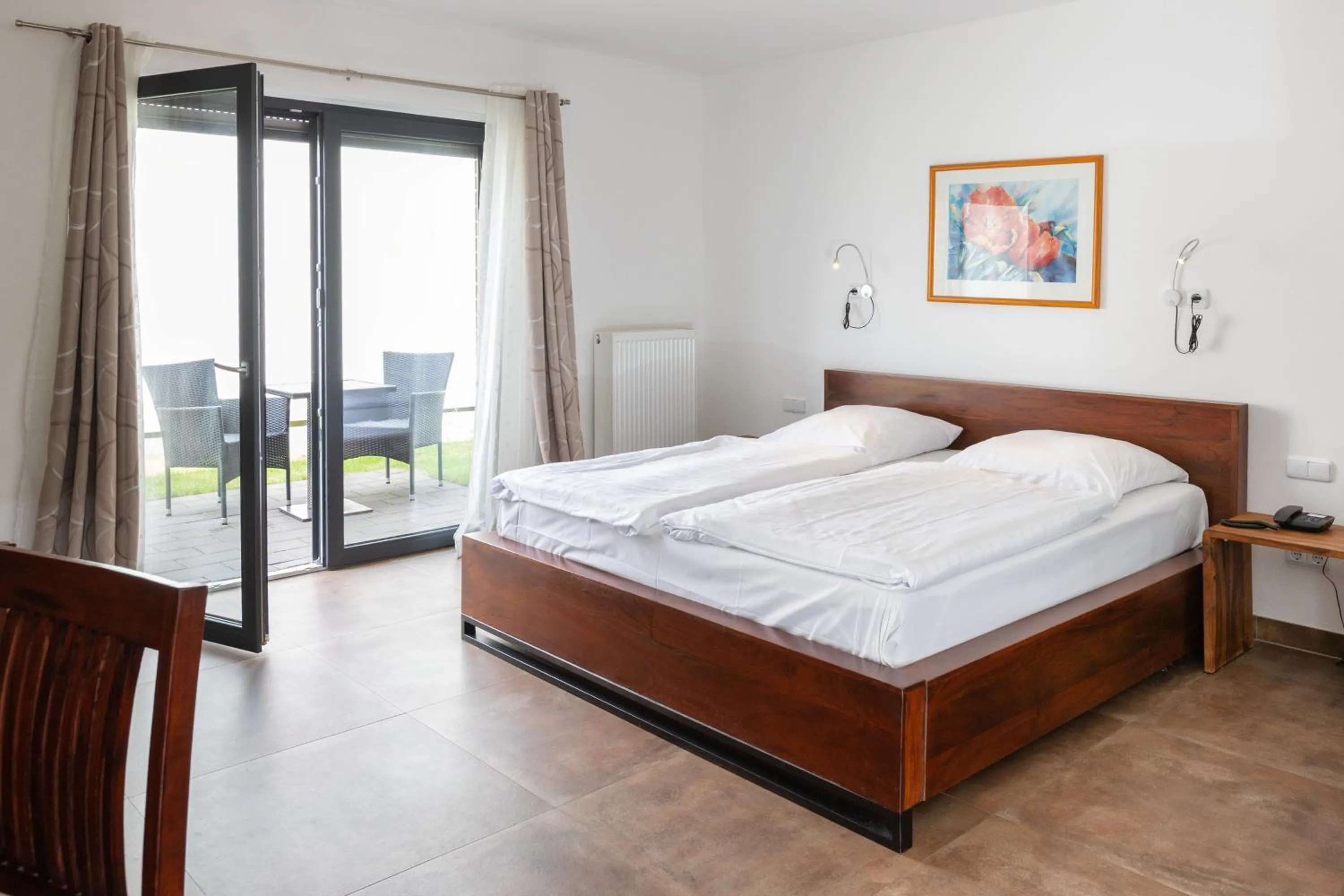 Photo of the whole room, Bed in Aalto Hotel