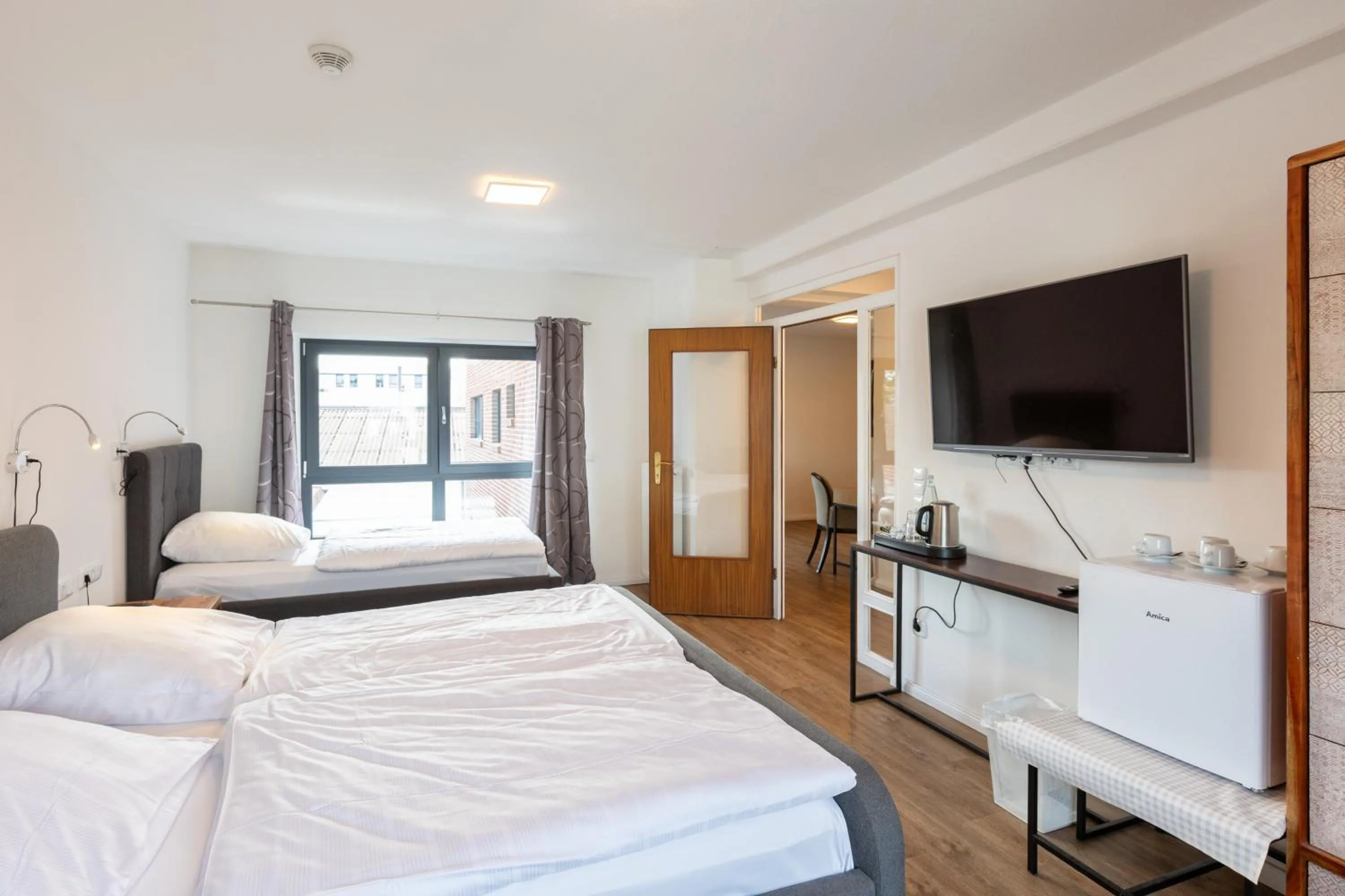 Photo of the whole room, Bed in Aalto Hotel